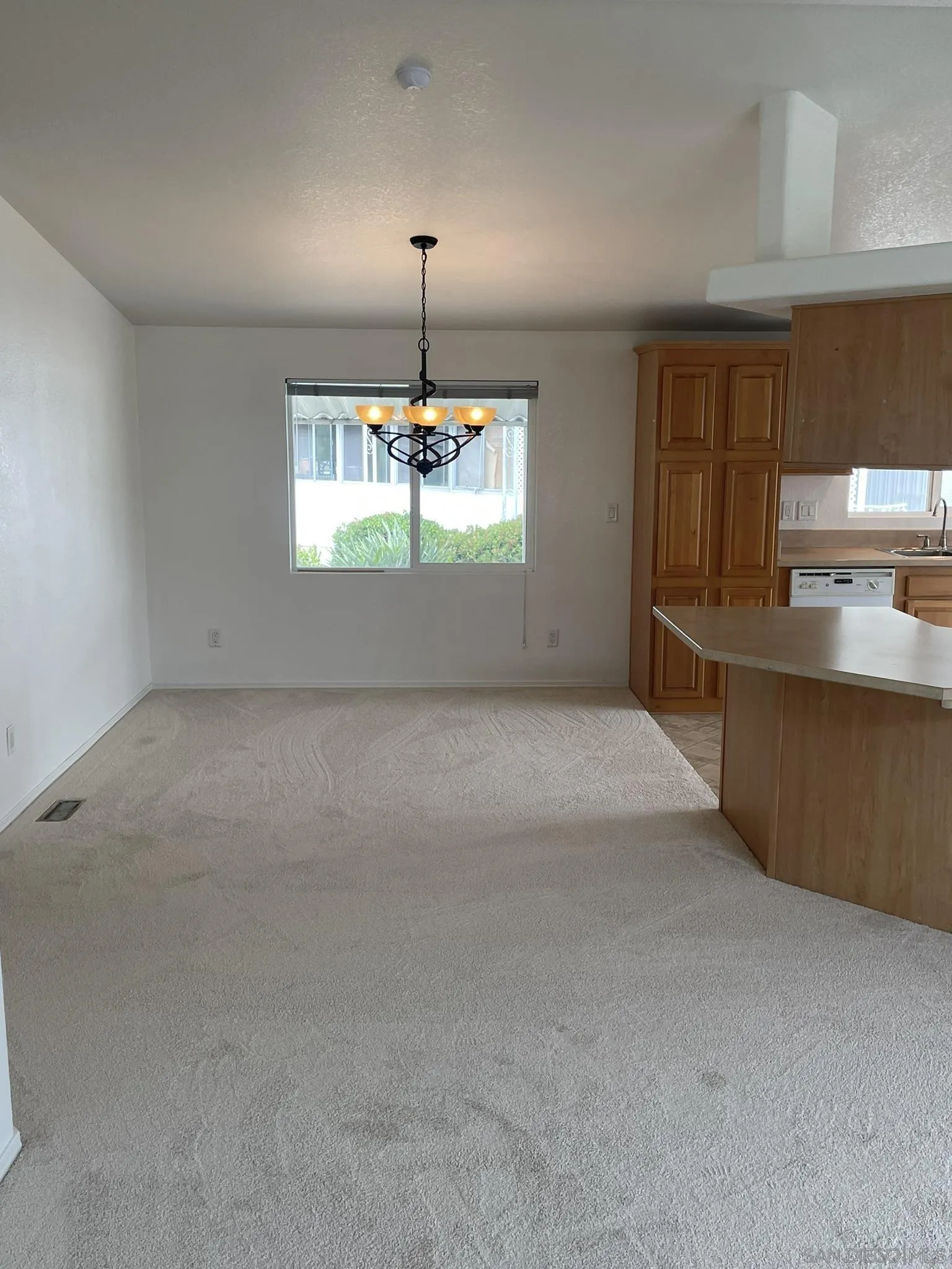 https://cdn.realtyfeed.com/cdn/127/250029192/99217a04d2e8d603425a8958ec457b97.webp