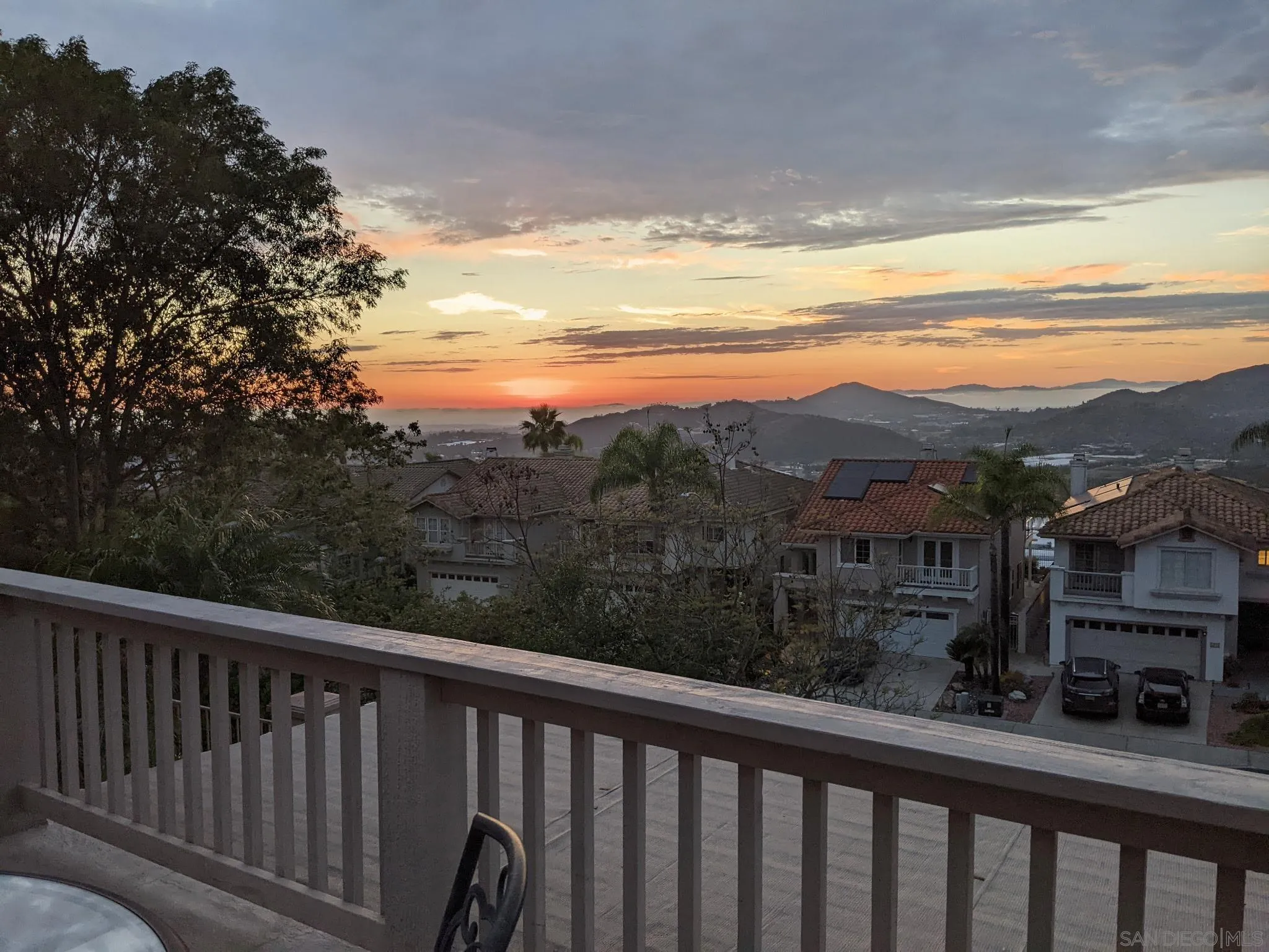 https://cdn.realtyfeed.com/cdn/127/250029211/4bd6f4762b18ed9329644a334ae59a10.webp