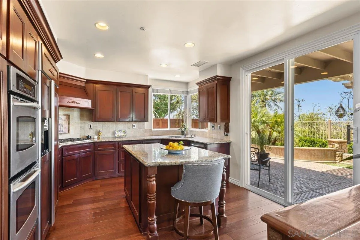 https://cdn.realtyfeed.com/cdn/127/250029211/608c9b4de02adb8310ce6c44aab9215b.webp