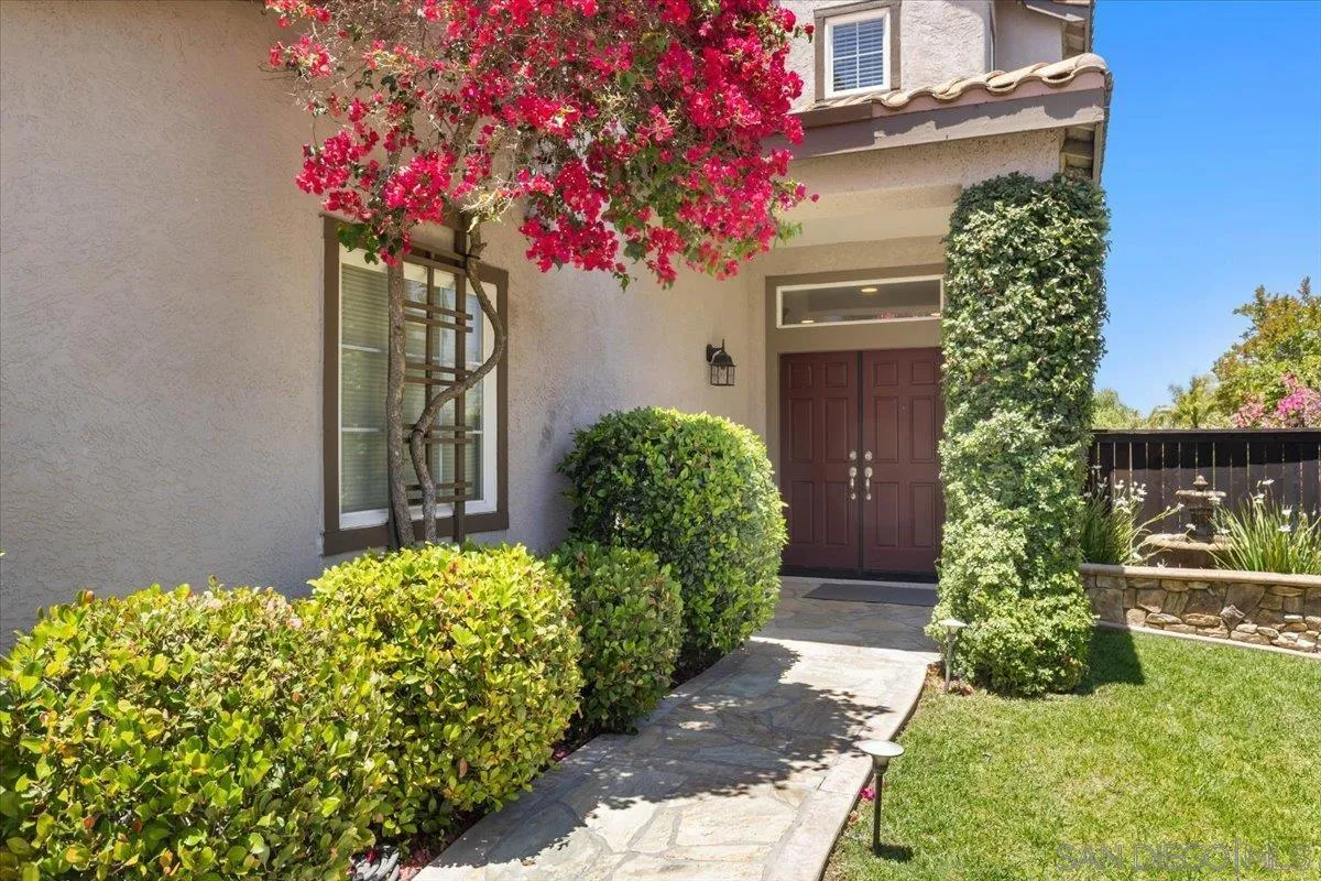 https://cdn.realtyfeed.com/cdn/127/250029211/ecfb6df84d8dbb6e12d8cb913202227c.webp