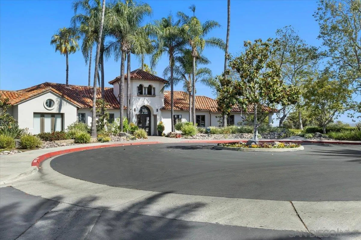 https://cdn.realtyfeed.com/cdn/127/250029211/f65ab9c57fbad75c25e401559625b1d1.webp