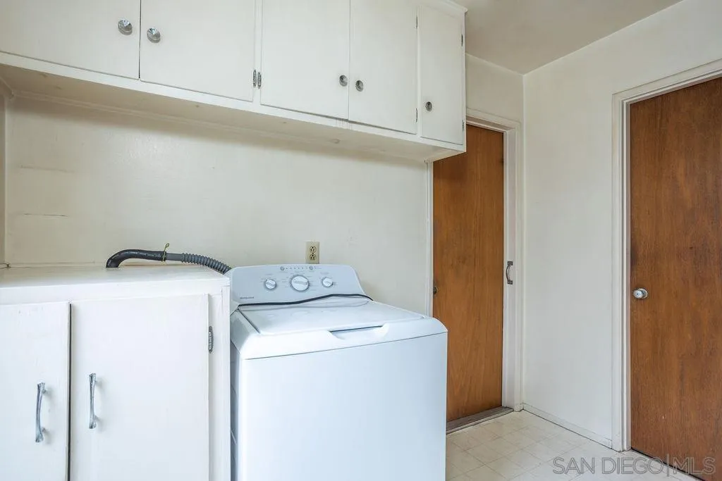 https://cdn.realtyfeed.com/cdn/127/250029214/11b686545e1b1ca47a3b377fdaa70682.webp