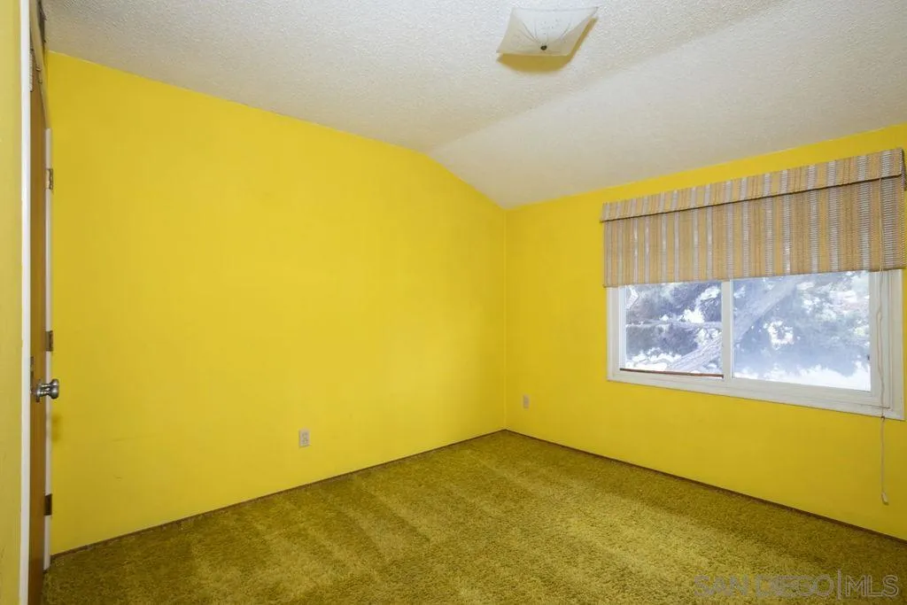 https://cdn.realtyfeed.com/cdn/127/250029214/34838c053e01472d7dcca4d1e16c300d.webp