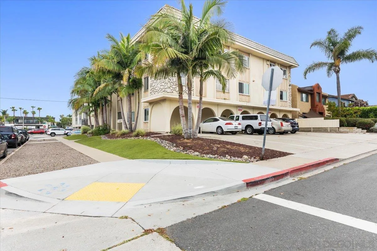 Photo #2: 250029232 Listing 