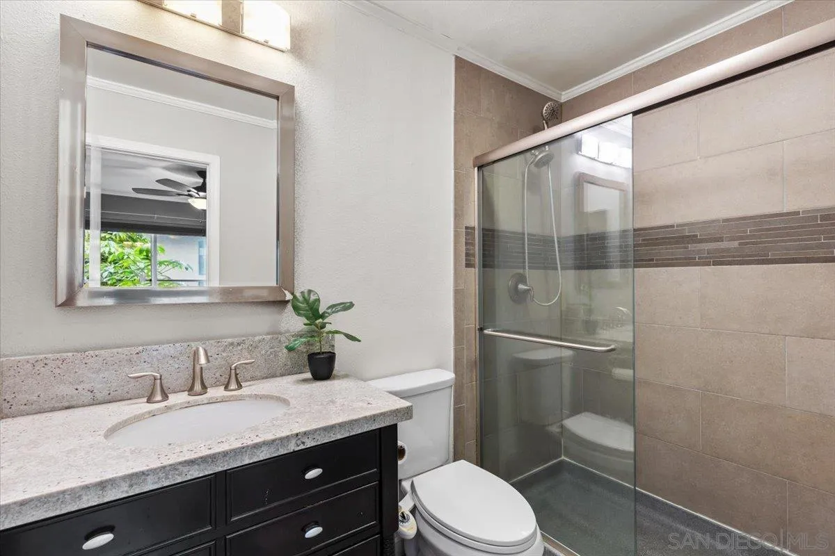 Photo #15: 250029232 Listing: Photo #15