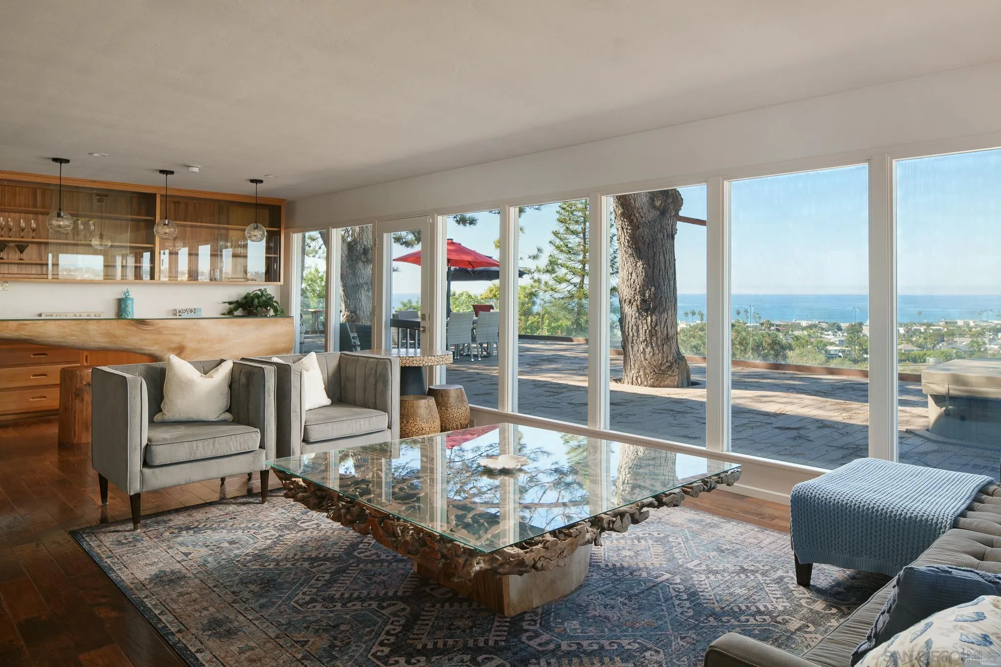 https://cdn.realtyfeed.com/cdn/127/250029240/f76c924f91f466188be631caab06633f.webp