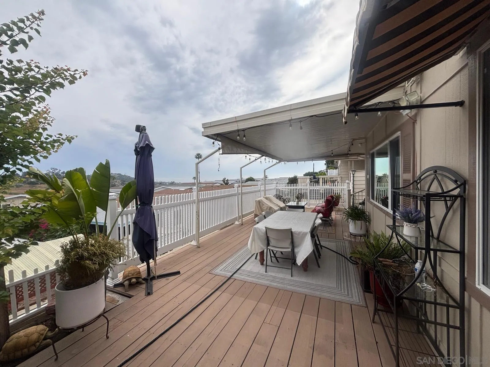 https://cdn.realtyfeed.com/cdn/127/250029243/1d1e1e1bfbb5dbaa0e1a3b92d7966f31.webp
