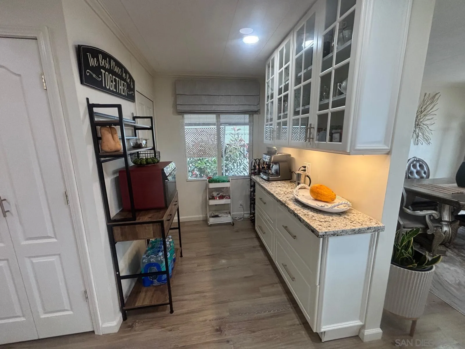 https://cdn.realtyfeed.com/cdn/127/250029243/79da960af0e4283c8c23c94ab35d169b.webp
