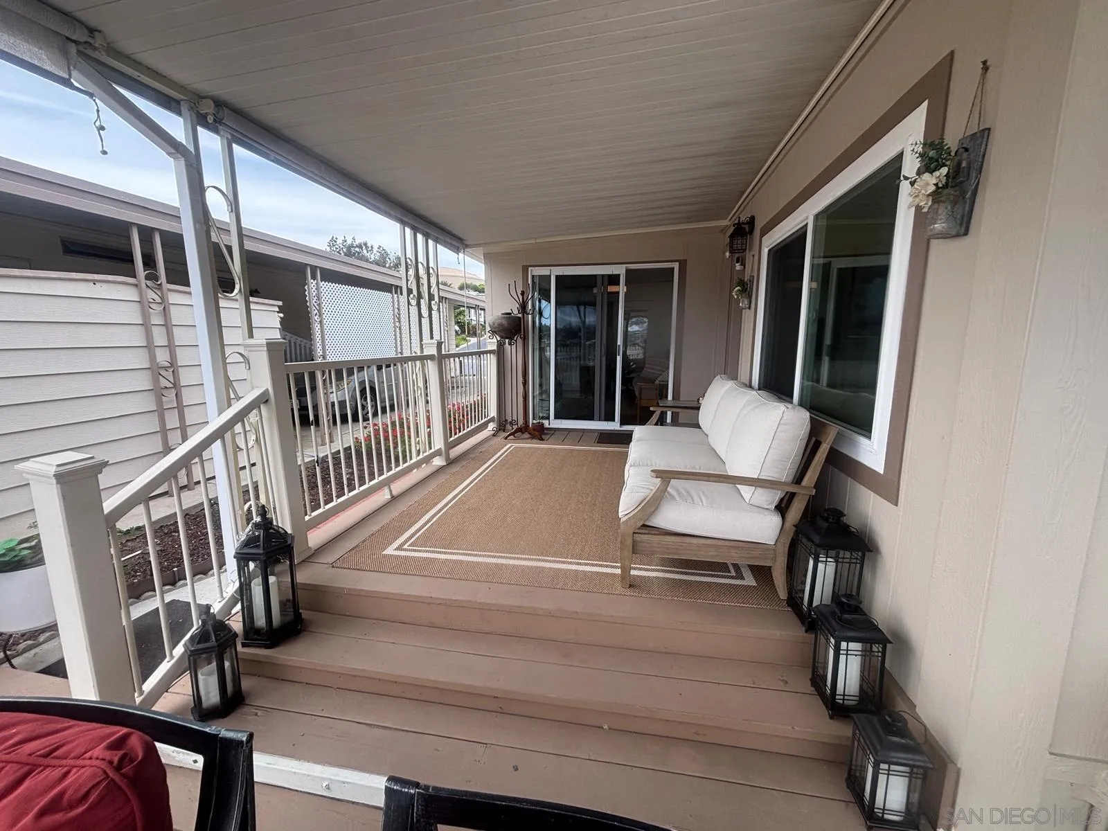 https://cdn.realtyfeed.com/cdn/127/250029243/9ebfff7daedd211417e43ad98d143ae5.webp