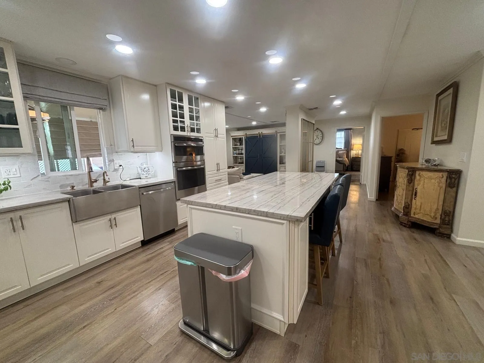 https://cdn.realtyfeed.com/cdn/127/250029243/a6d68994fd12fd0d5cab27bc652c59fb.webp