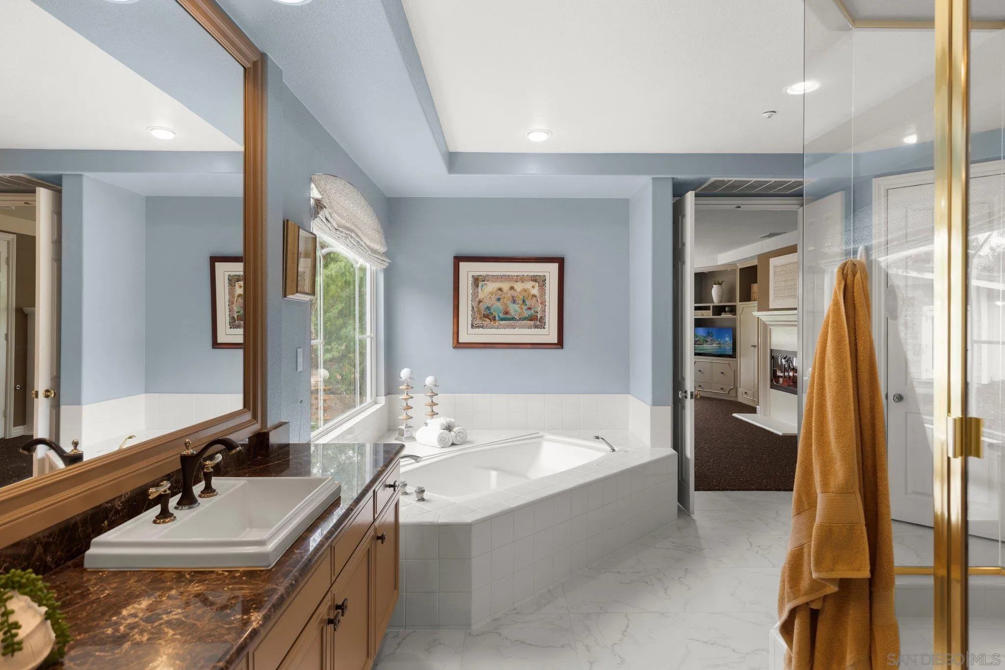 https://cdn.realtyfeed.com/cdn/127/250029259/2ea9a23b9e089ddc898e5d91c8c8ac7b.webp