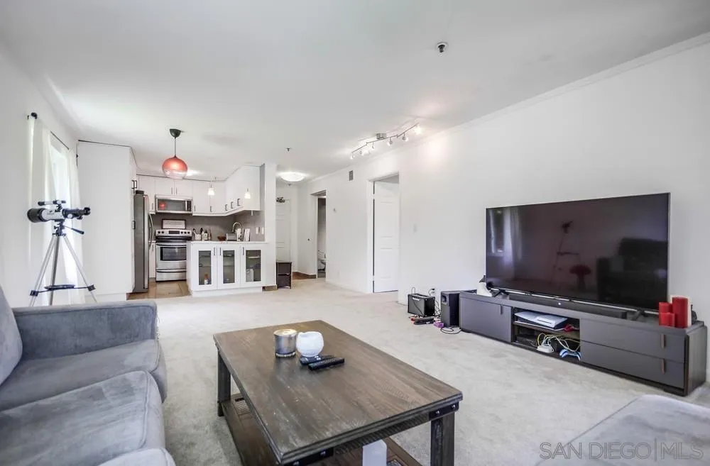 Photo #4: 250029275 Listing 