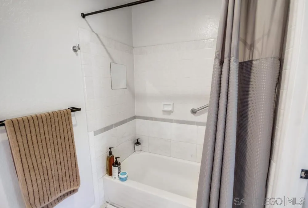 Photo #20: 250029275 Listing: Photo #20