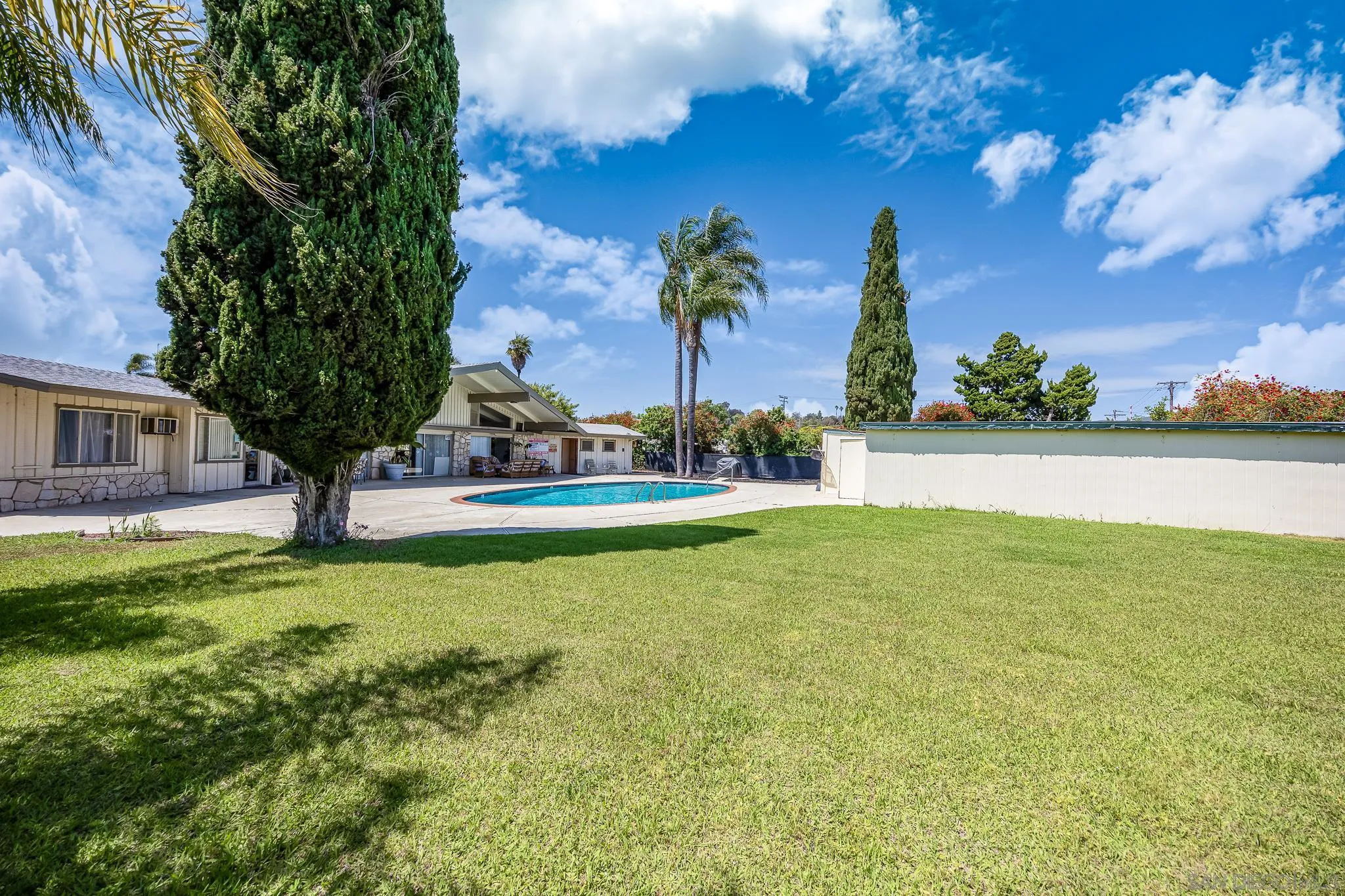 https://cdn.realtyfeed.com/cdn/127/250029282/2d20394c32dc8a456df728dc6503493c.webp