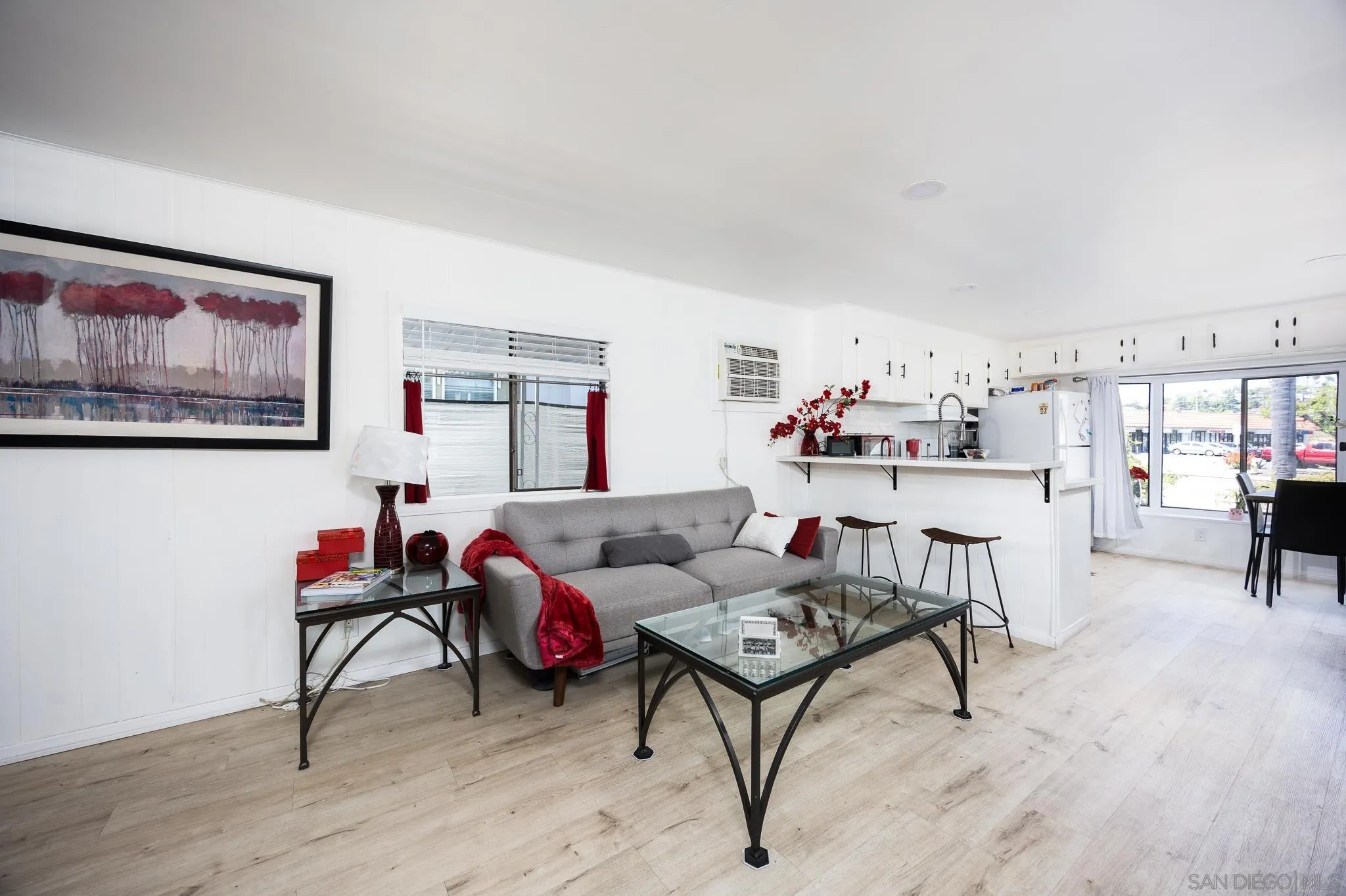 https://cdn.realtyfeed.com/cdn/127/250029282/440f6b3ce070c6b6749dca53c29dcccb.webp