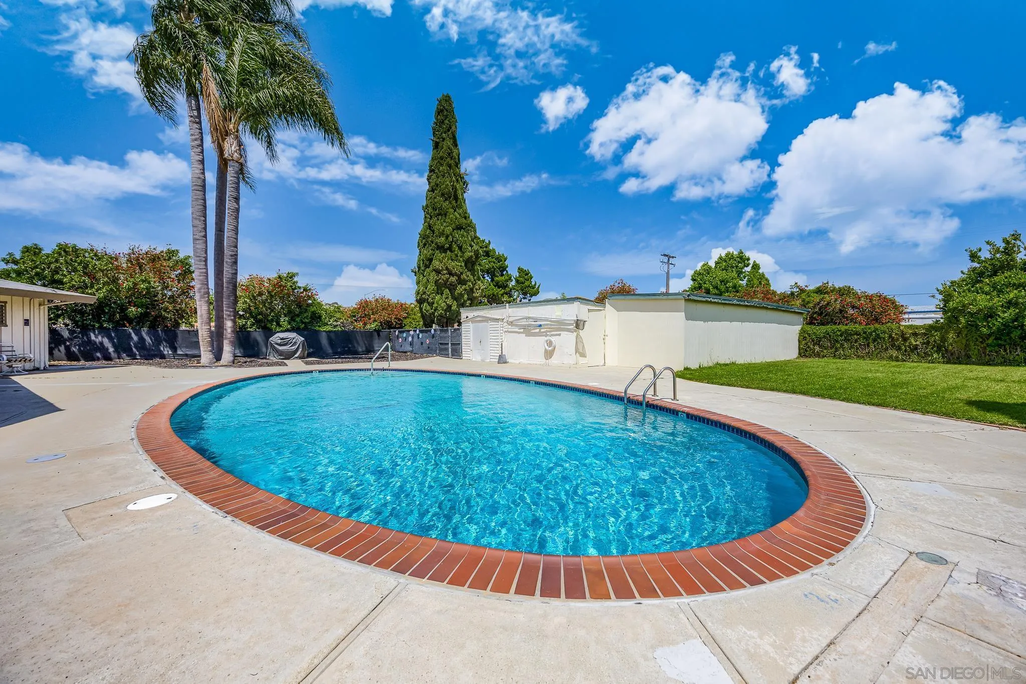 https://cdn.realtyfeed.com/cdn/127/250029282/8540d1698eda5b1bb9491e17dd2ce658.webp