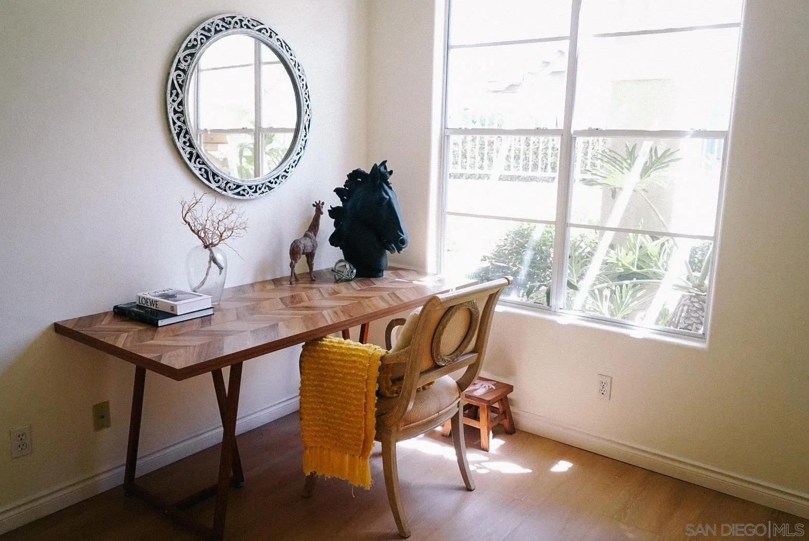 https://cdn.realtyfeed.com/cdn/127/250029287/15aece351878d3409d9cf36f878cf3e1.webp