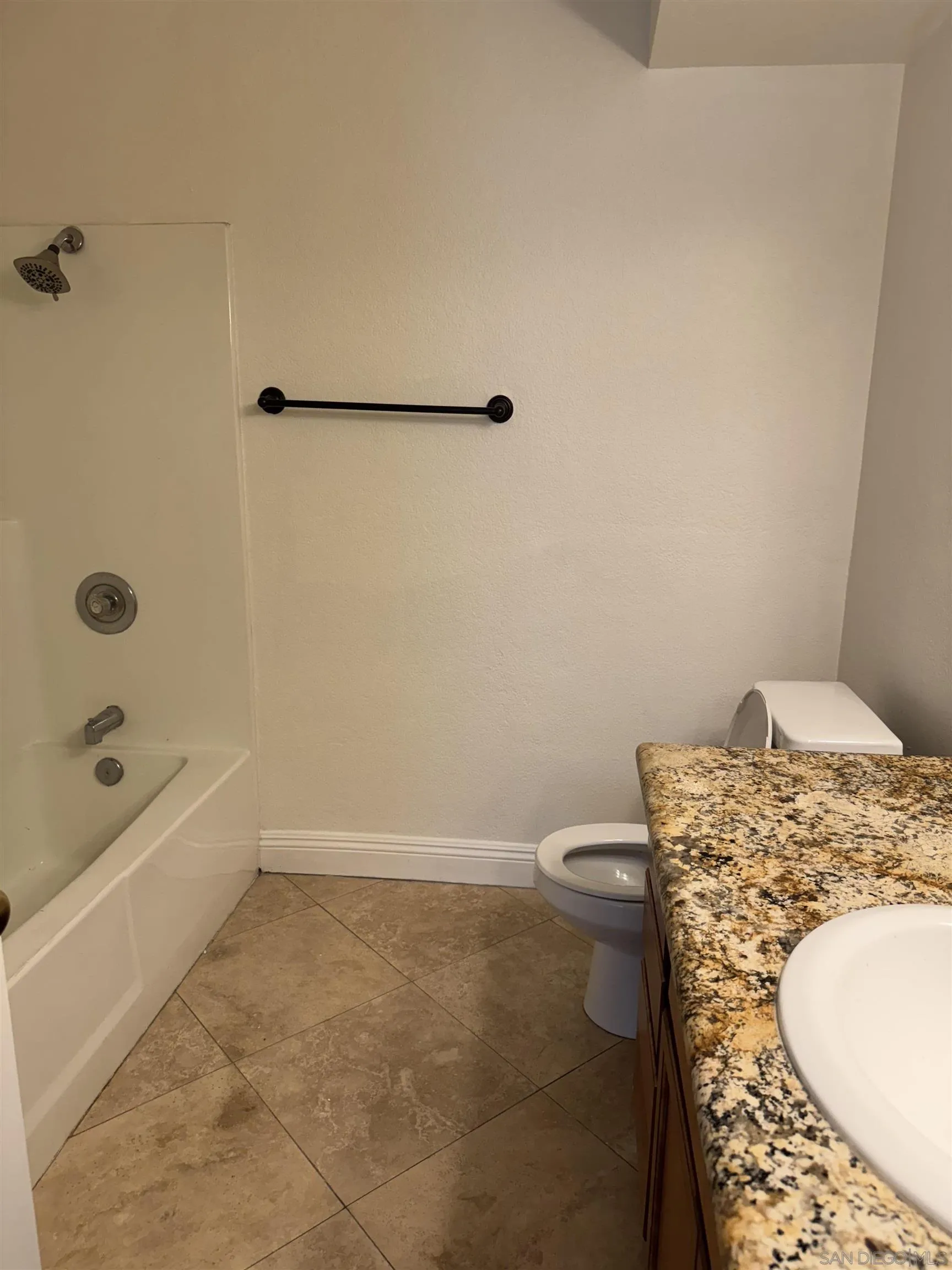 Photo #15: 250029299 Listing: Photo #15