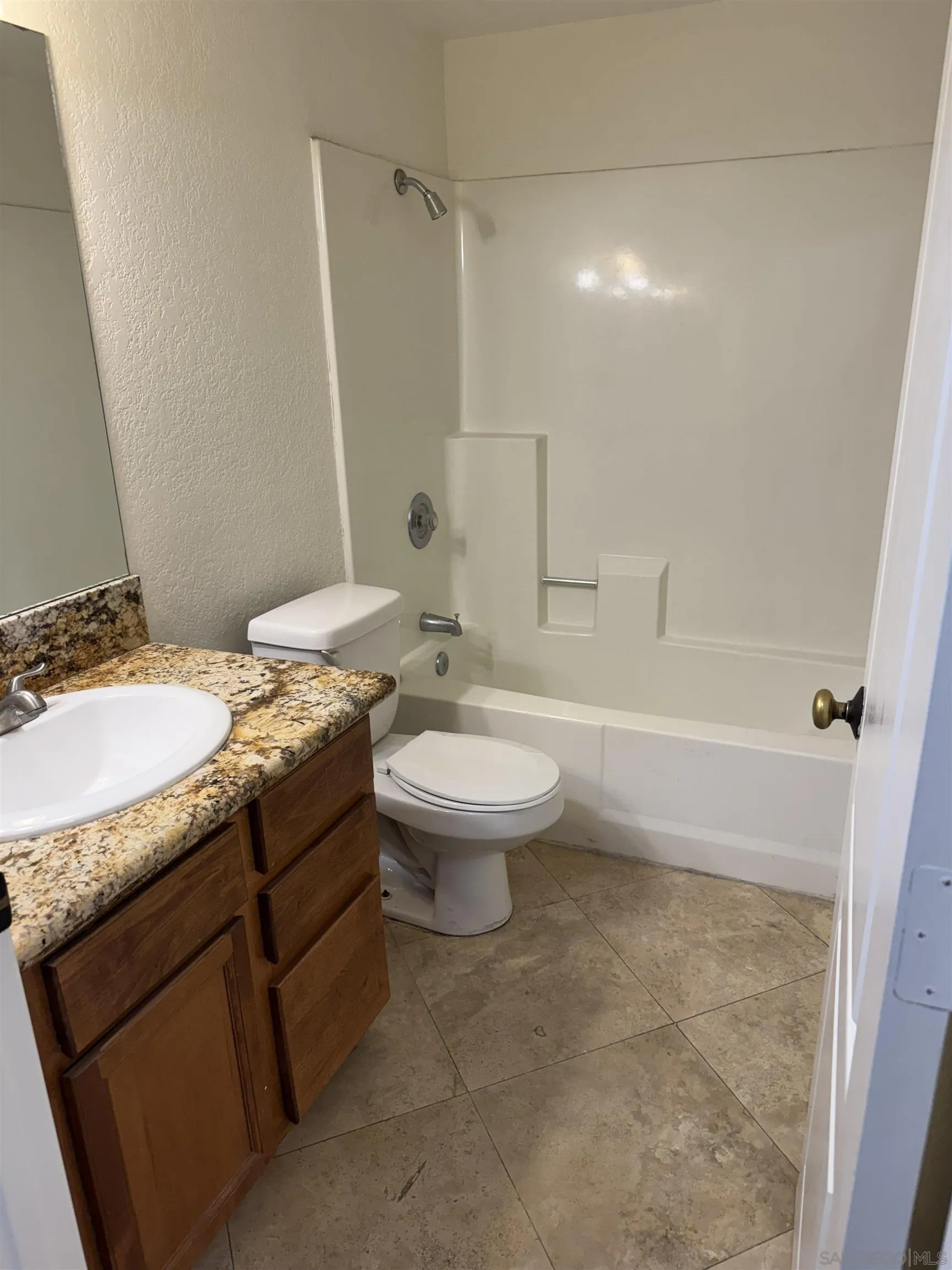 Photo #16: 250029299 Listing: Photo #16