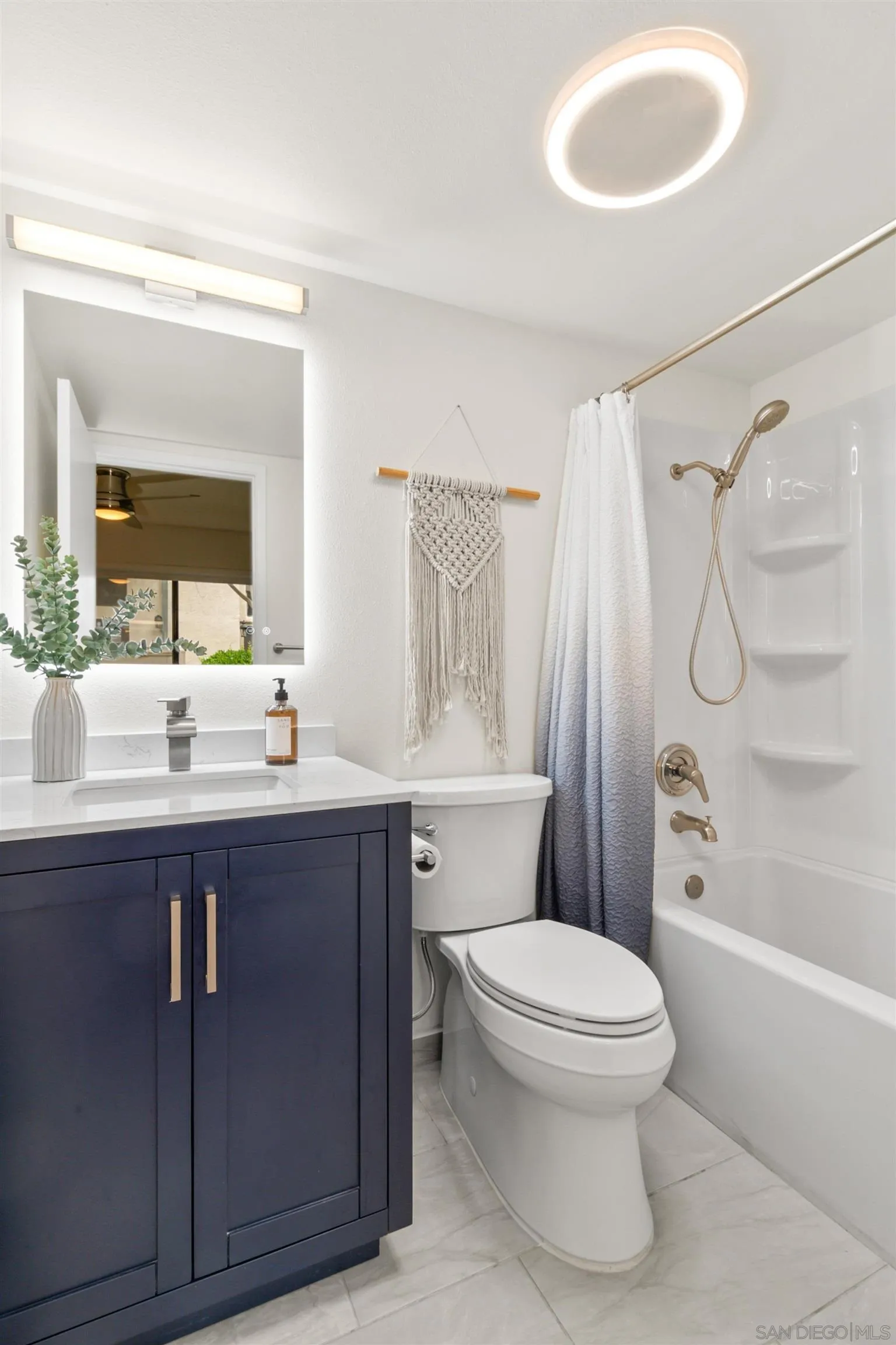 Photo #8: 250029315 Listing: Photo #8