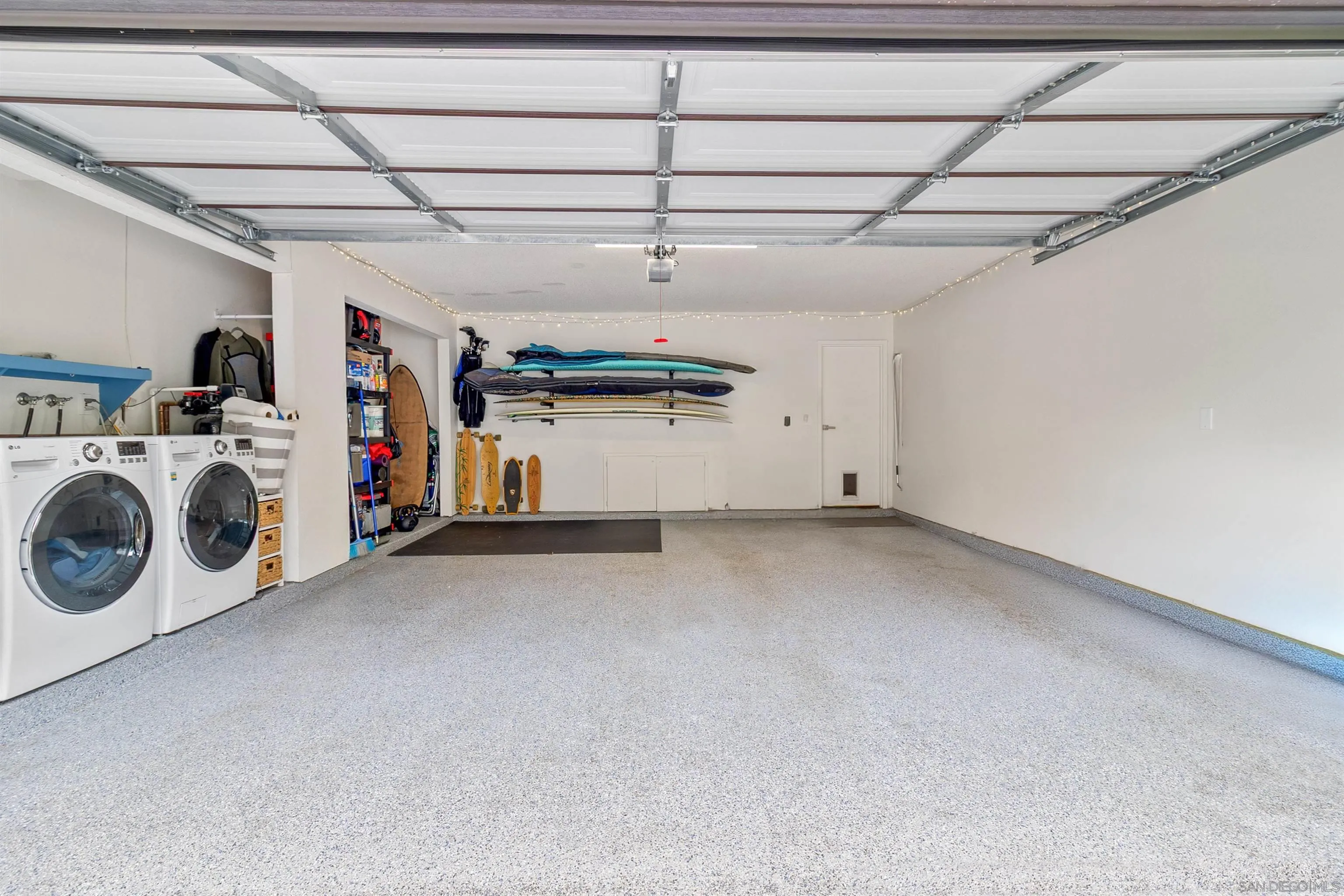 Photo #3: 250029315 Listing 