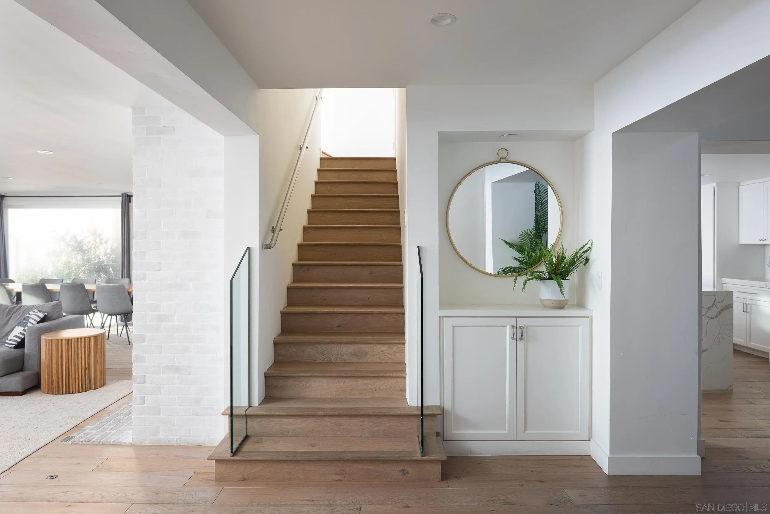 https://cdn.realtyfeed.com/cdn/127/250029326/17b7595bc2437ad0a47ada4cee892e99.webp