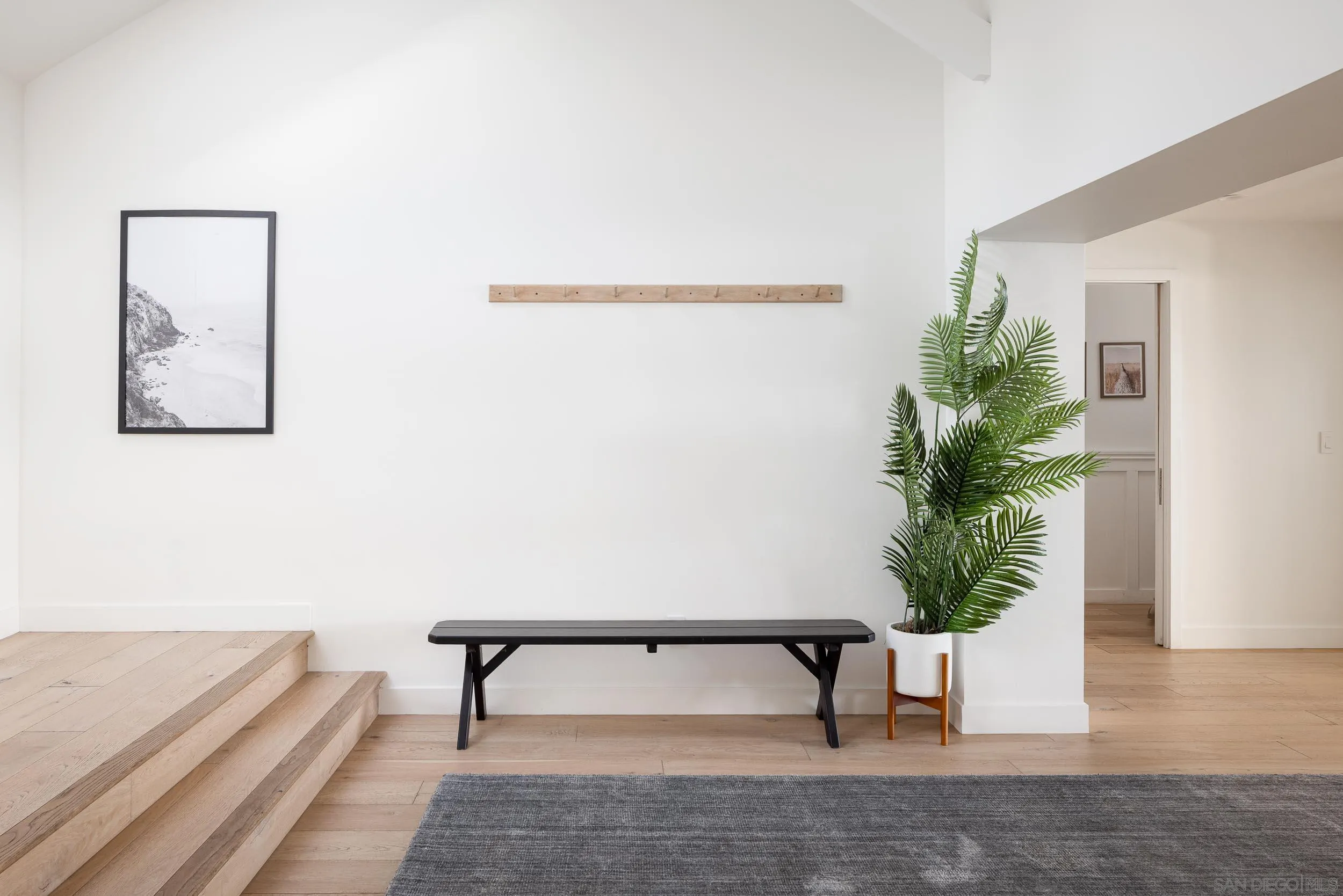 https://cdn.realtyfeed.com/cdn/127/250029326/1c66518f4e31e13431bfbc035e7fbc68.webp