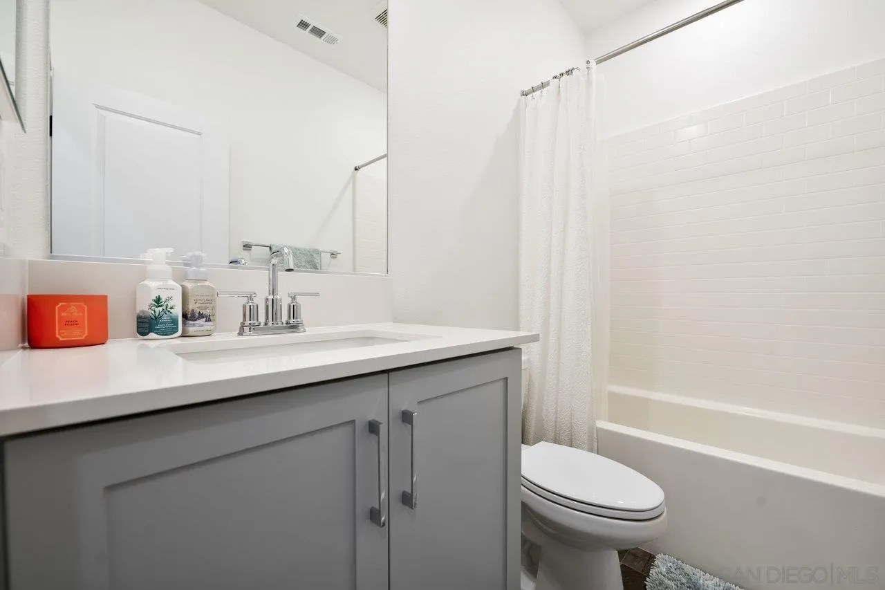 Photo #18: 250029332 Listing: Photo #18
