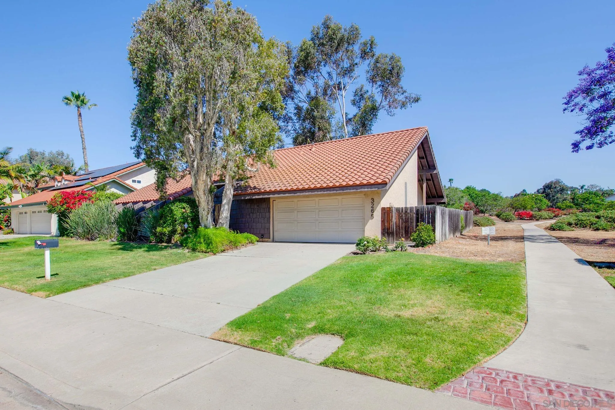 https://cdn.realtyfeed.com/cdn/127/250029378/61e6fe38578aa12d1ade11fd7ca7739e.webp