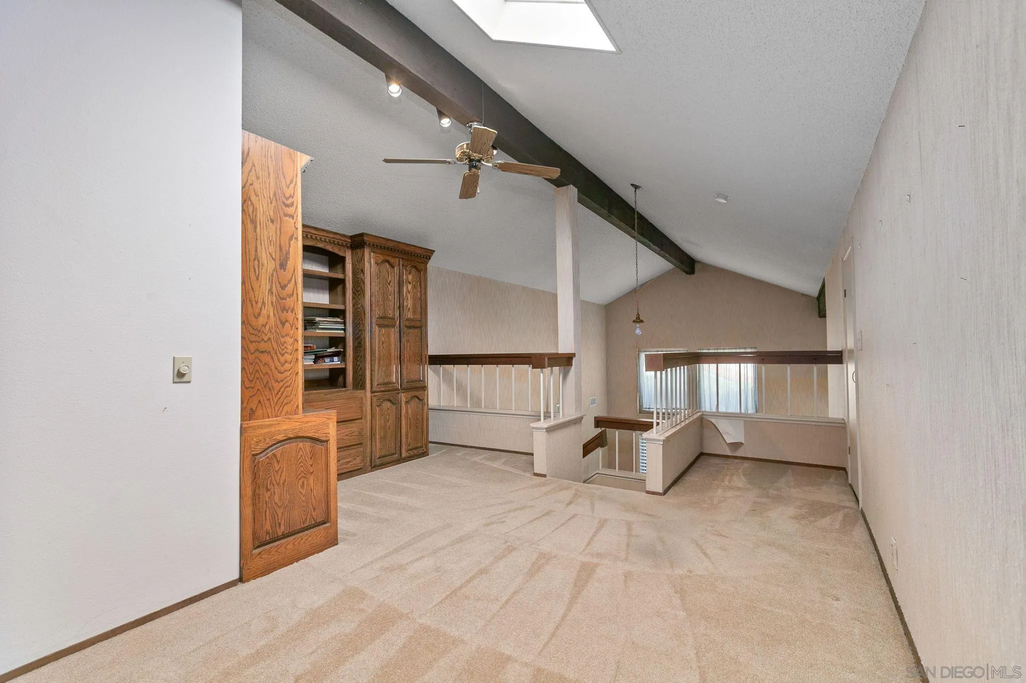 https://cdn.realtyfeed.com/cdn/127/250029378/6ee22d311dc0f5c63bec6c4c984a5e2e.webp