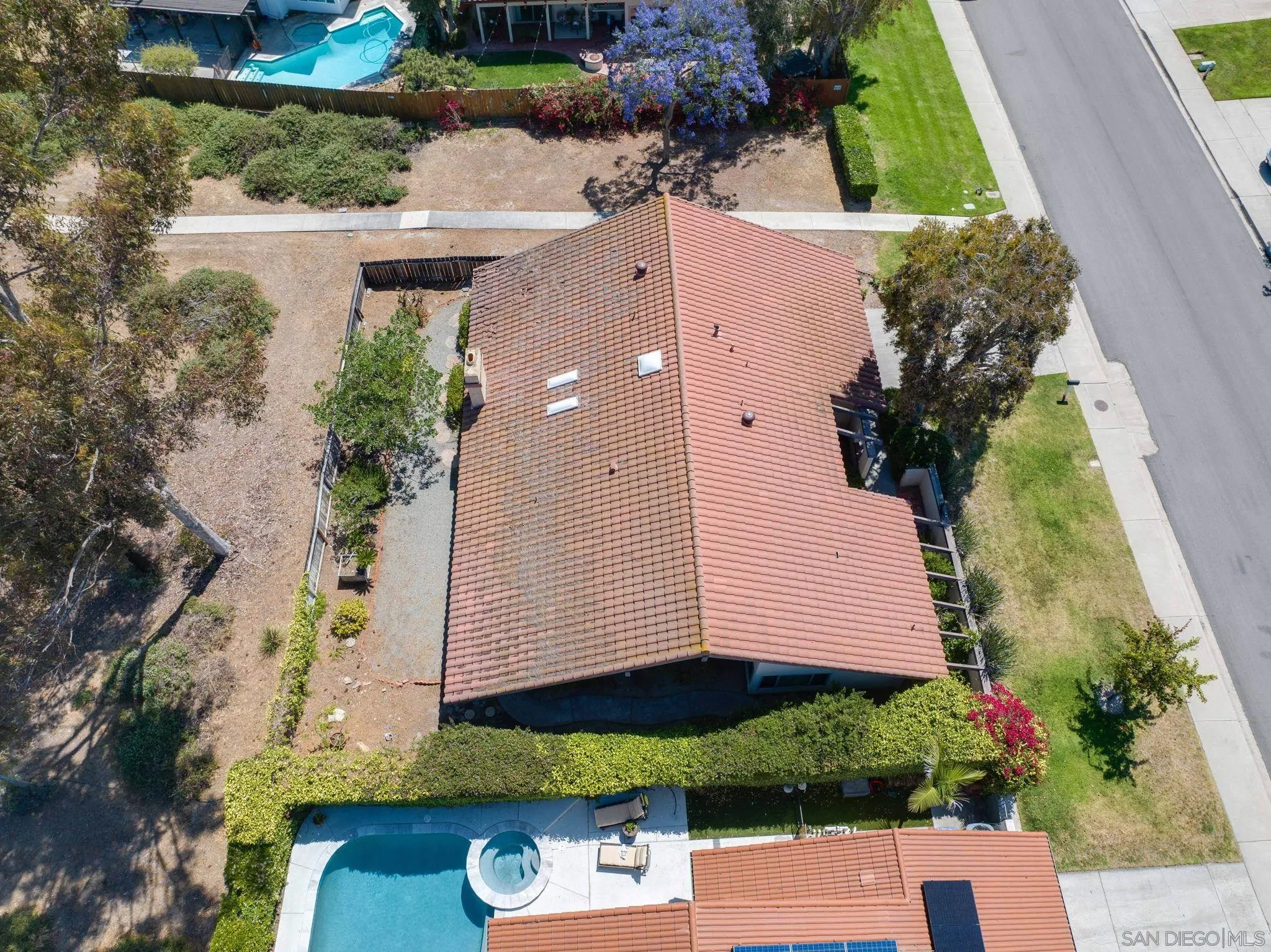 https://cdn.realtyfeed.com/cdn/127/250029378/8da5a6787611e821fee8d19ca12ca773.webp