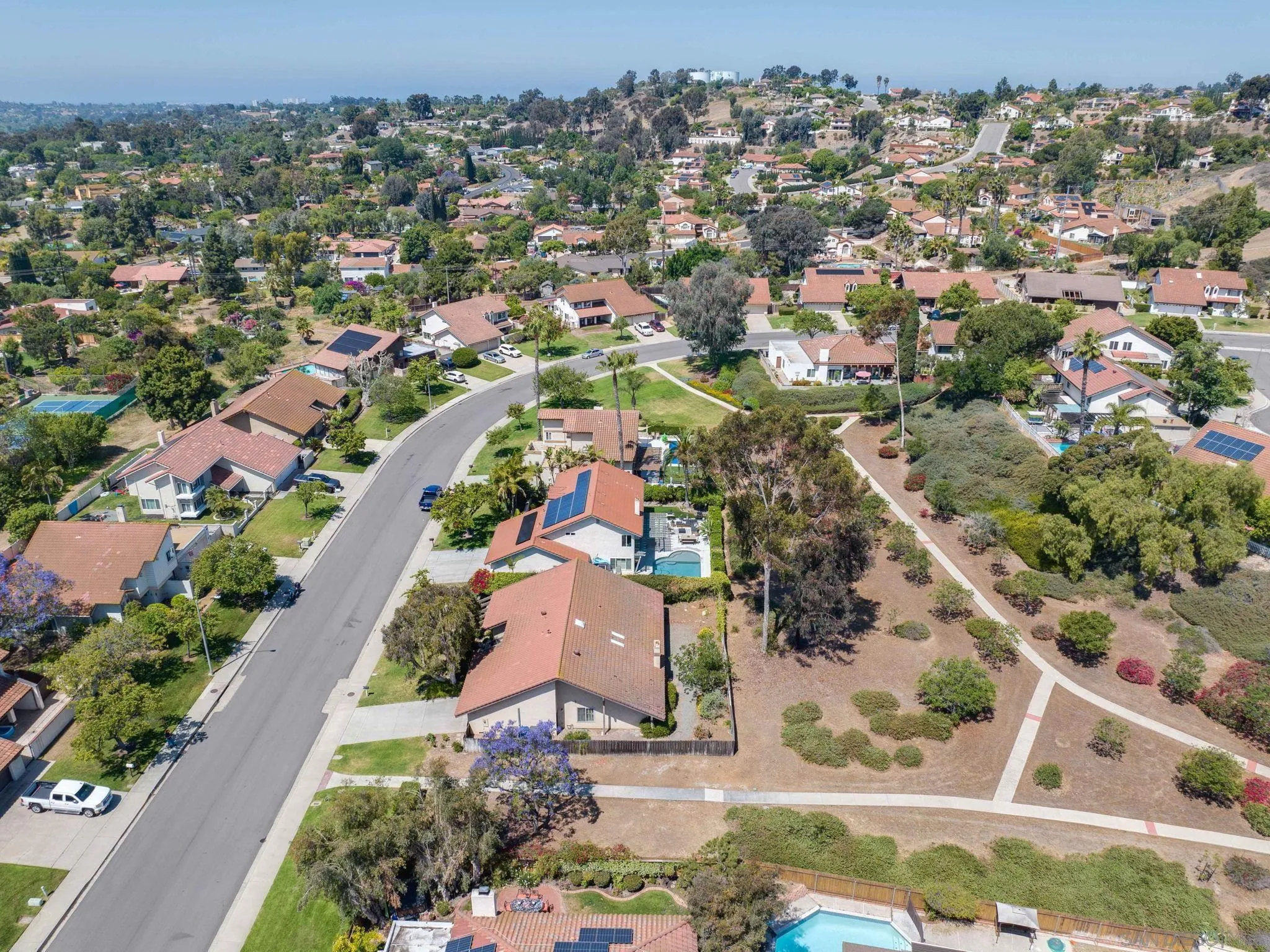 https://cdn.realtyfeed.com/cdn/127/250029378/a9bd82676318bb1567a38a4fdbd96a24.webp