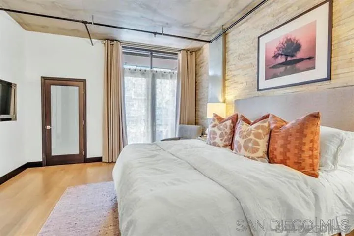 https://cdn.realtyfeed.com/cdn/127/250029381/1f36ded0dd45f9b1e606a58ebdea350b.webp