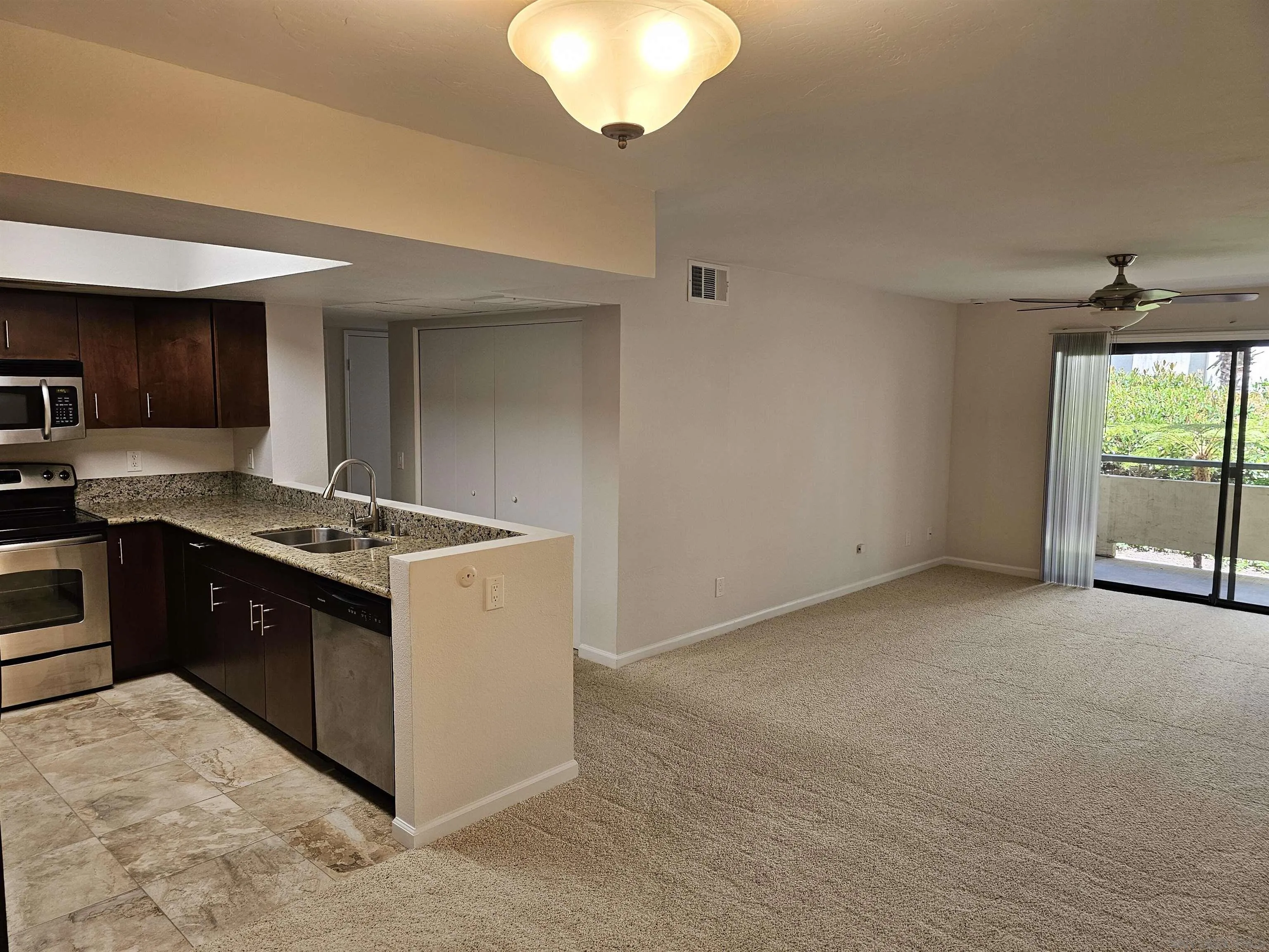 Photo #4: 250029387 Listing 