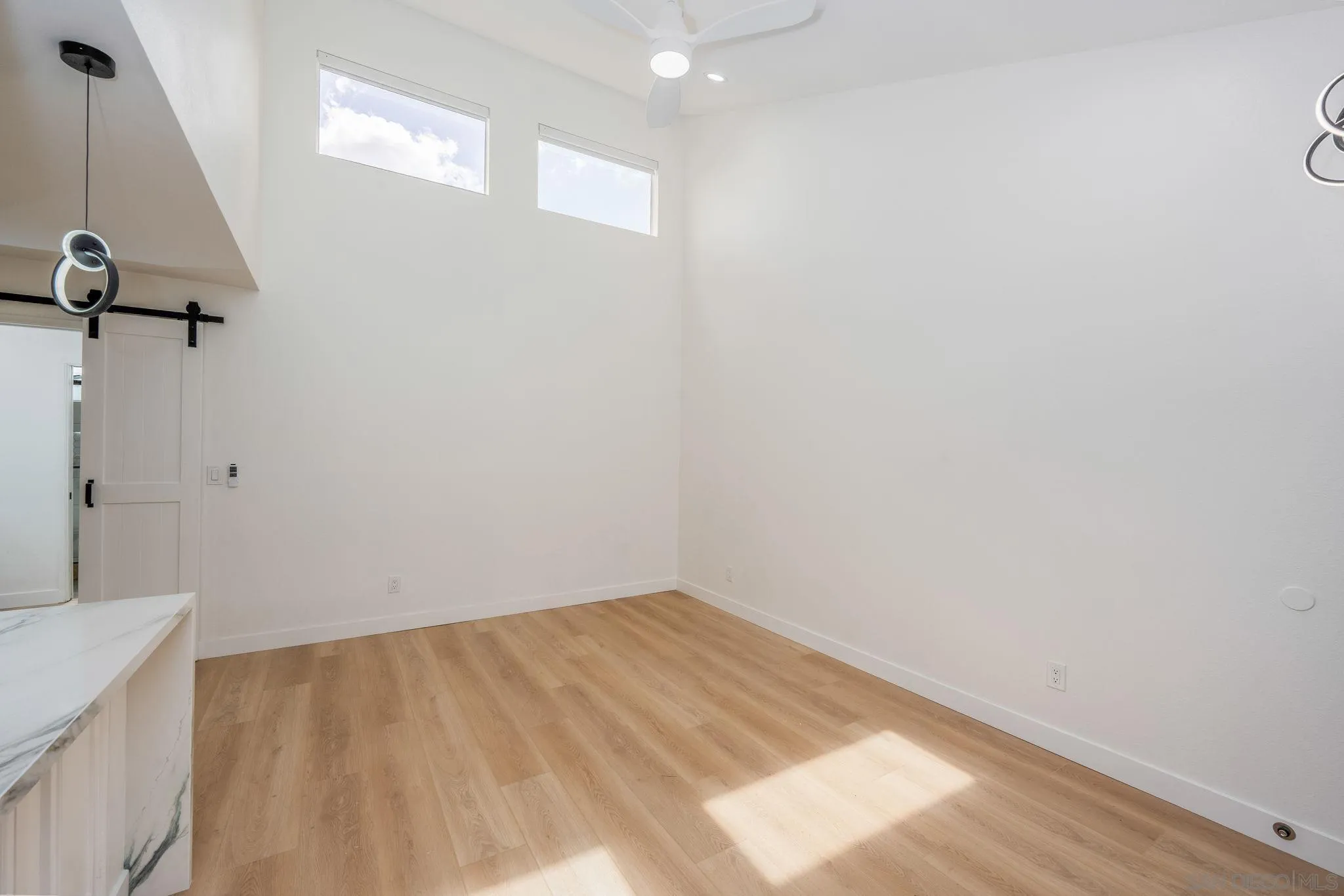Photo #6: 250029394 Listing 