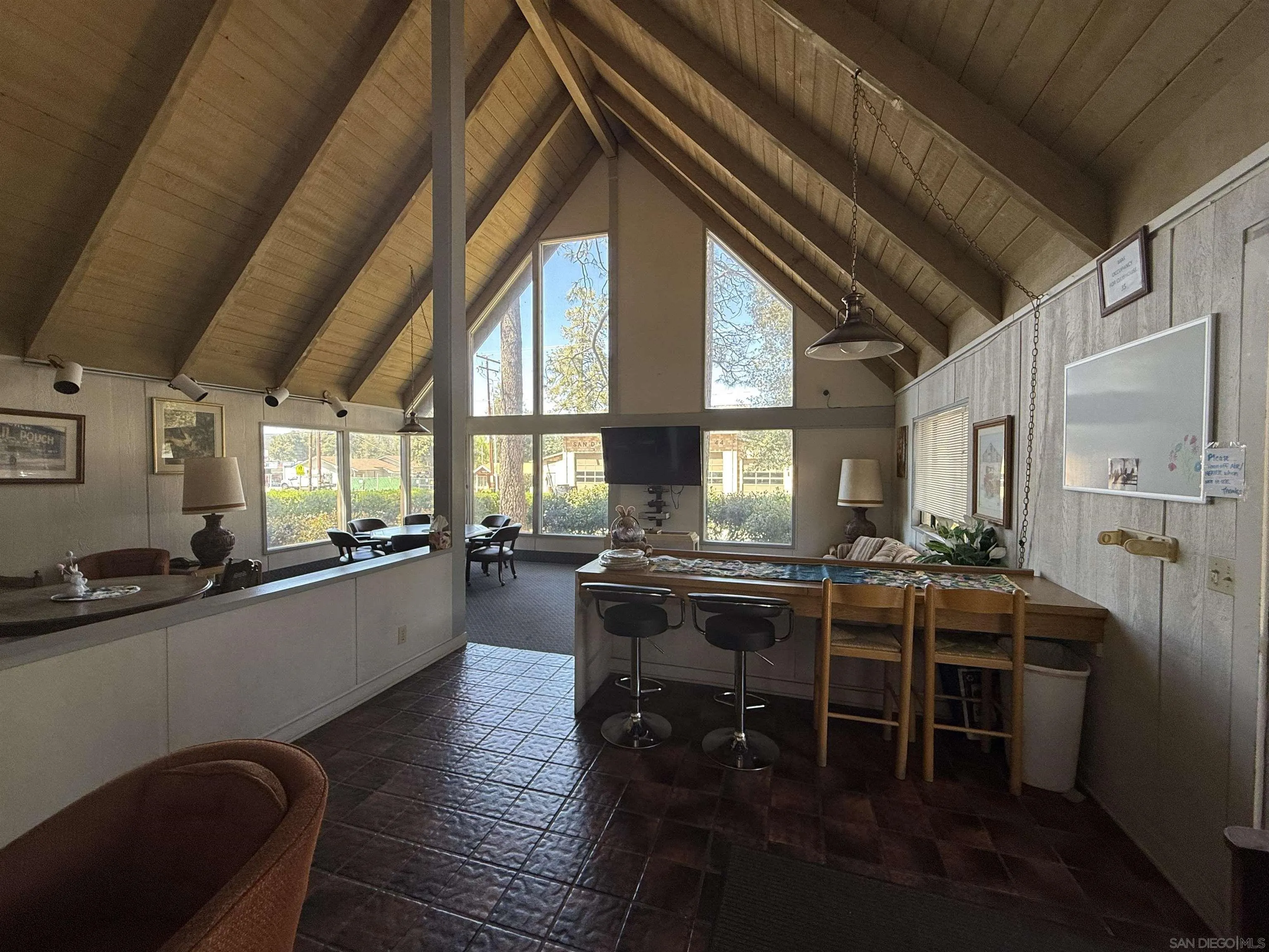 https://cdn.realtyfeed.com/cdn/127/250029406/7a8fb2a785f96c06f3bb2467ad1b3d0c.webp