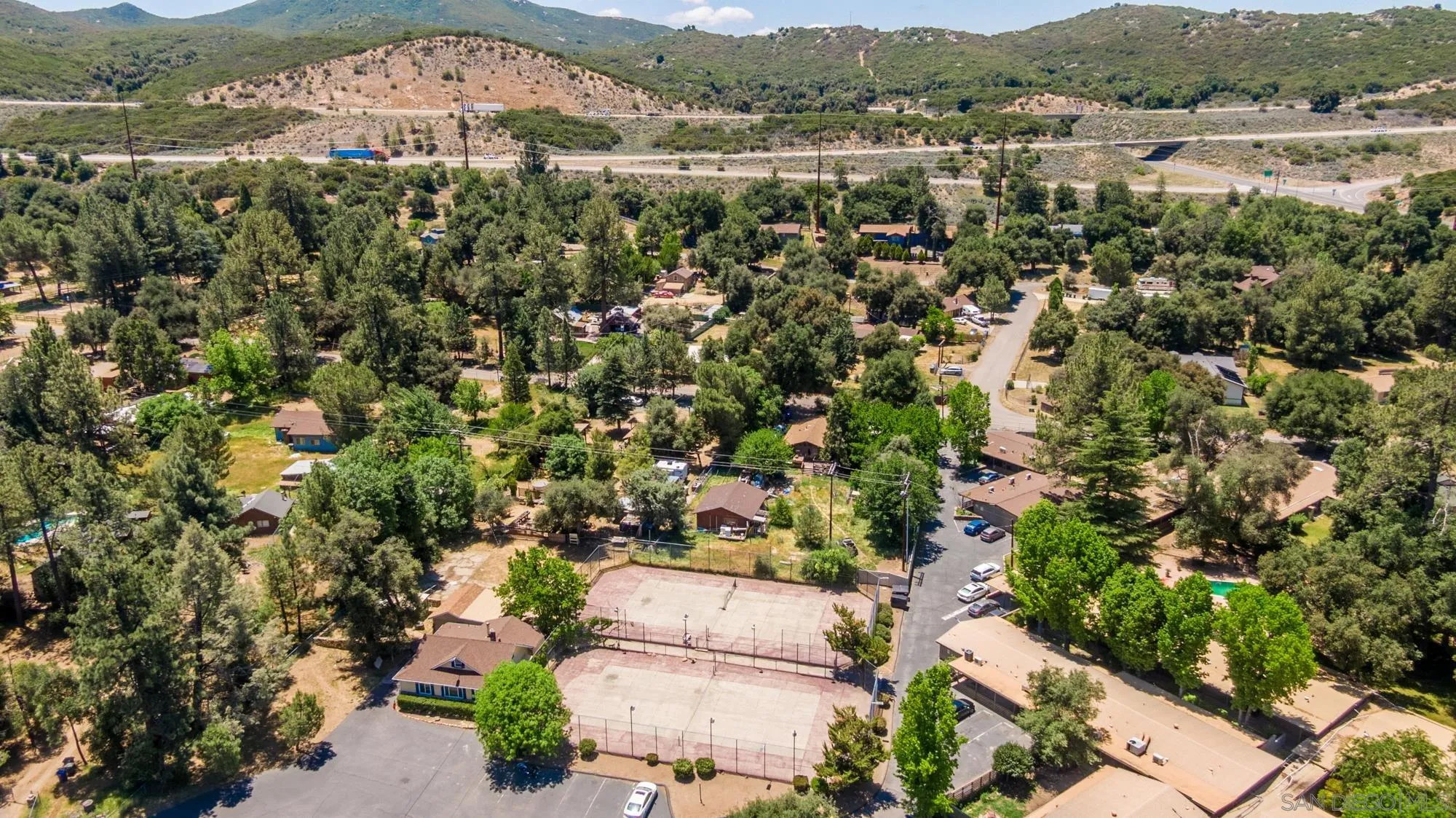 https://cdn.realtyfeed.com/cdn/127/250029406/c550c4aa75d06a9a3b73bba8068aca86.webp