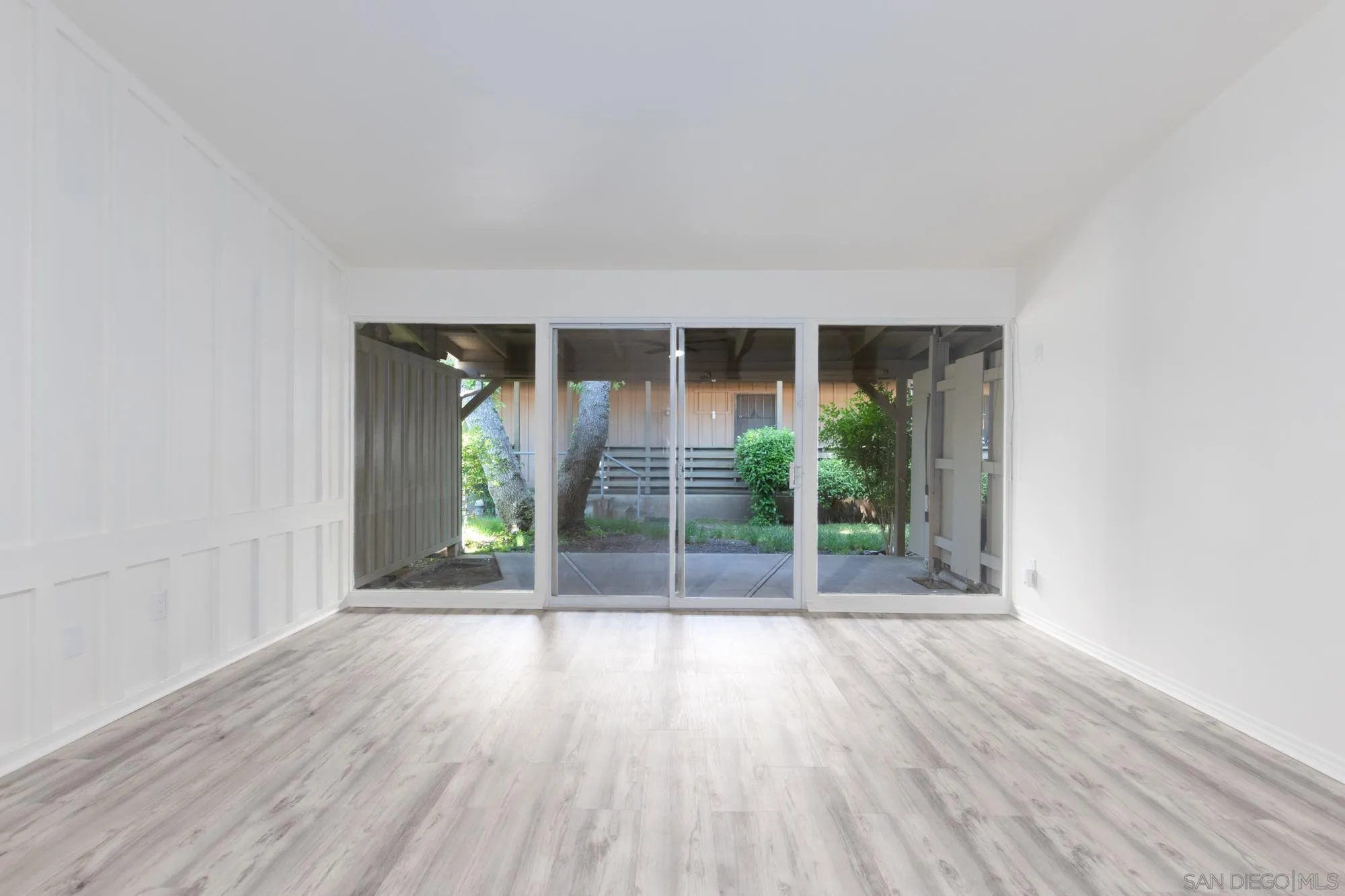https://cdn.realtyfeed.com/cdn/127/250029406/f0bd4a9ac6cec4d157d29740fd6321c7.webp