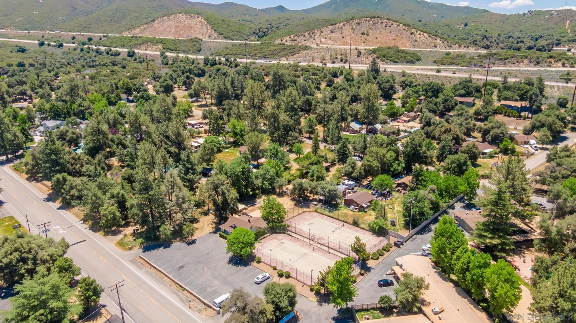https://cdn.realtyfeed.com/cdn/127/250029406/fe4657a94280ff788a3763ab3799aaad.webp