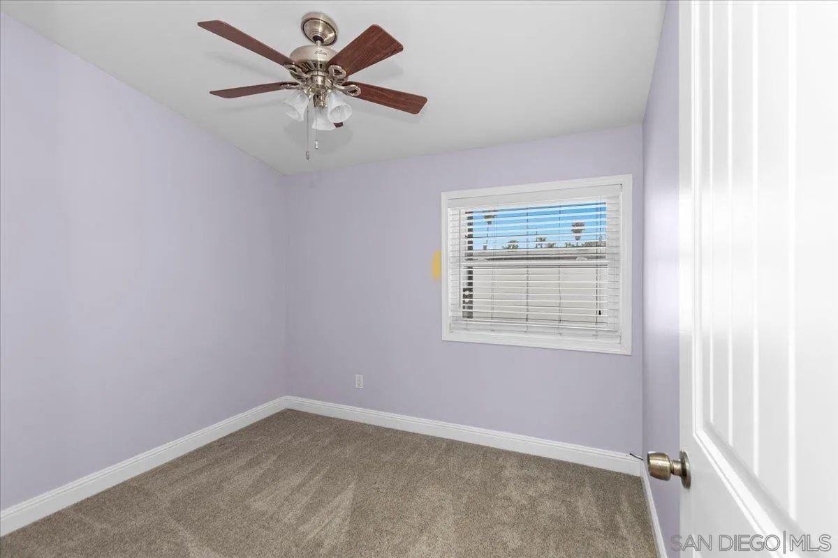 https://cdn.realtyfeed.com/cdn/127/250029413/27d104401da461249ea539016d37bdce.webp