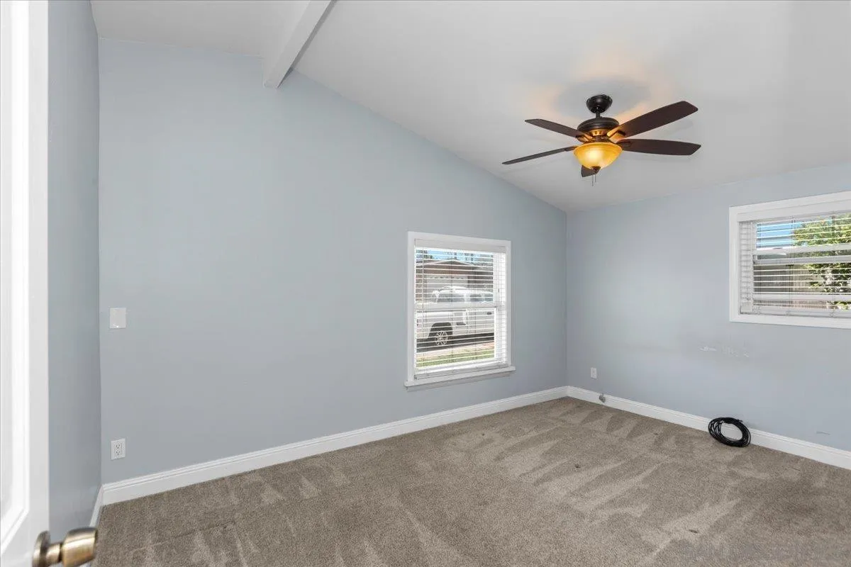 https://cdn.realtyfeed.com/cdn/127/250029413/e452cab1c92e82f8fe8cfc1506e76153.webp
