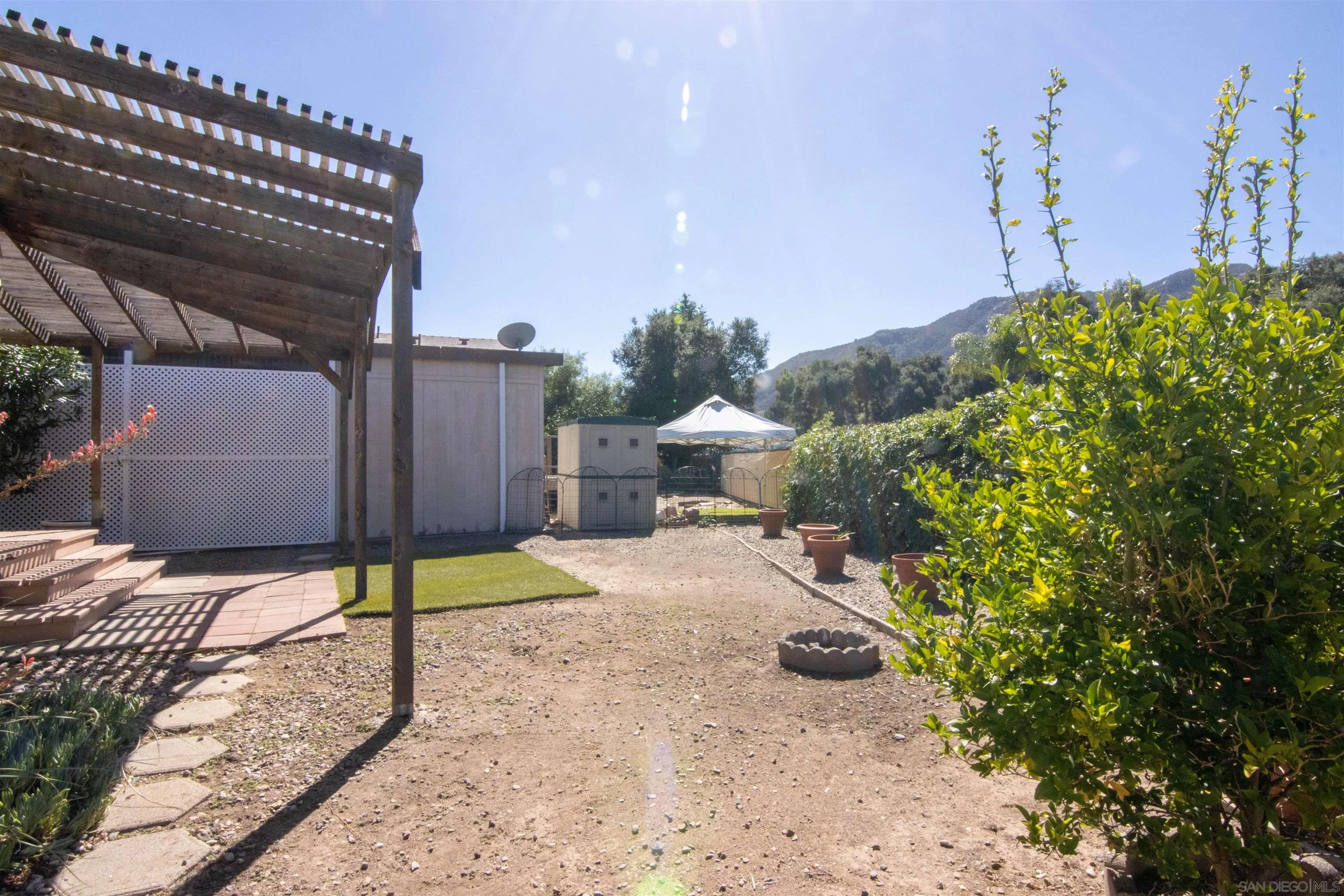 https://cdn.realtyfeed.com/cdn/127/250029415/8343d03e625c936c7a59ed74fd64c23d.webp