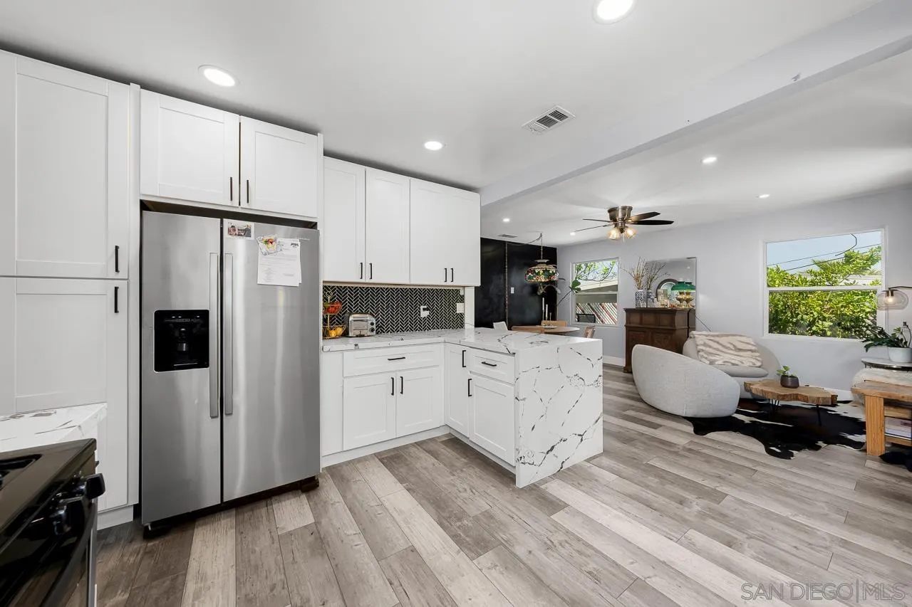 https://cdn.realtyfeed.com/cdn/127/250029431/4b847ff0f6719af93b5ade97ec62b9af.webp