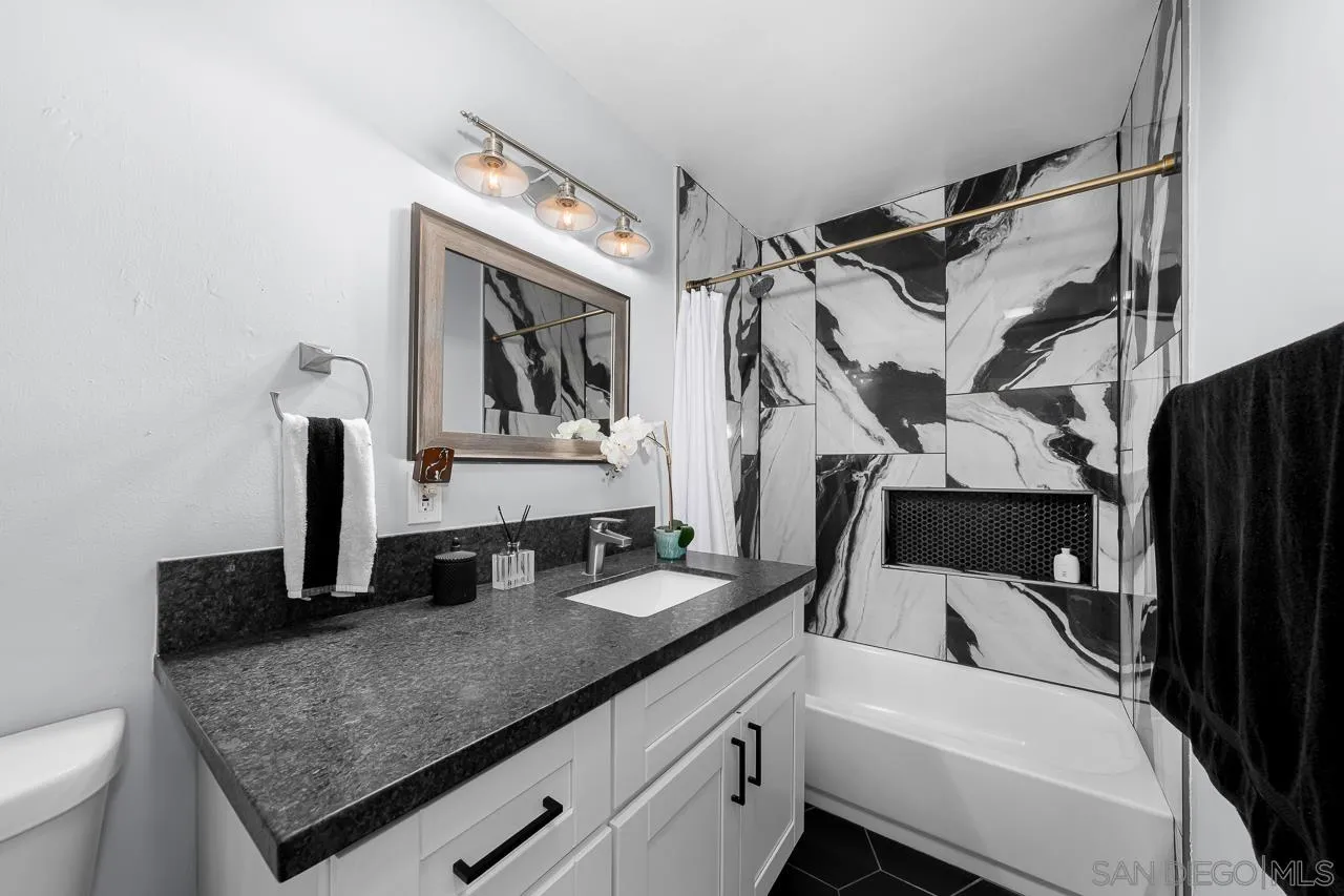 https://cdn.realtyfeed.com/cdn/127/250029431/fb3ce0f11ff5f6e2cb55c643d9b1625e.webp