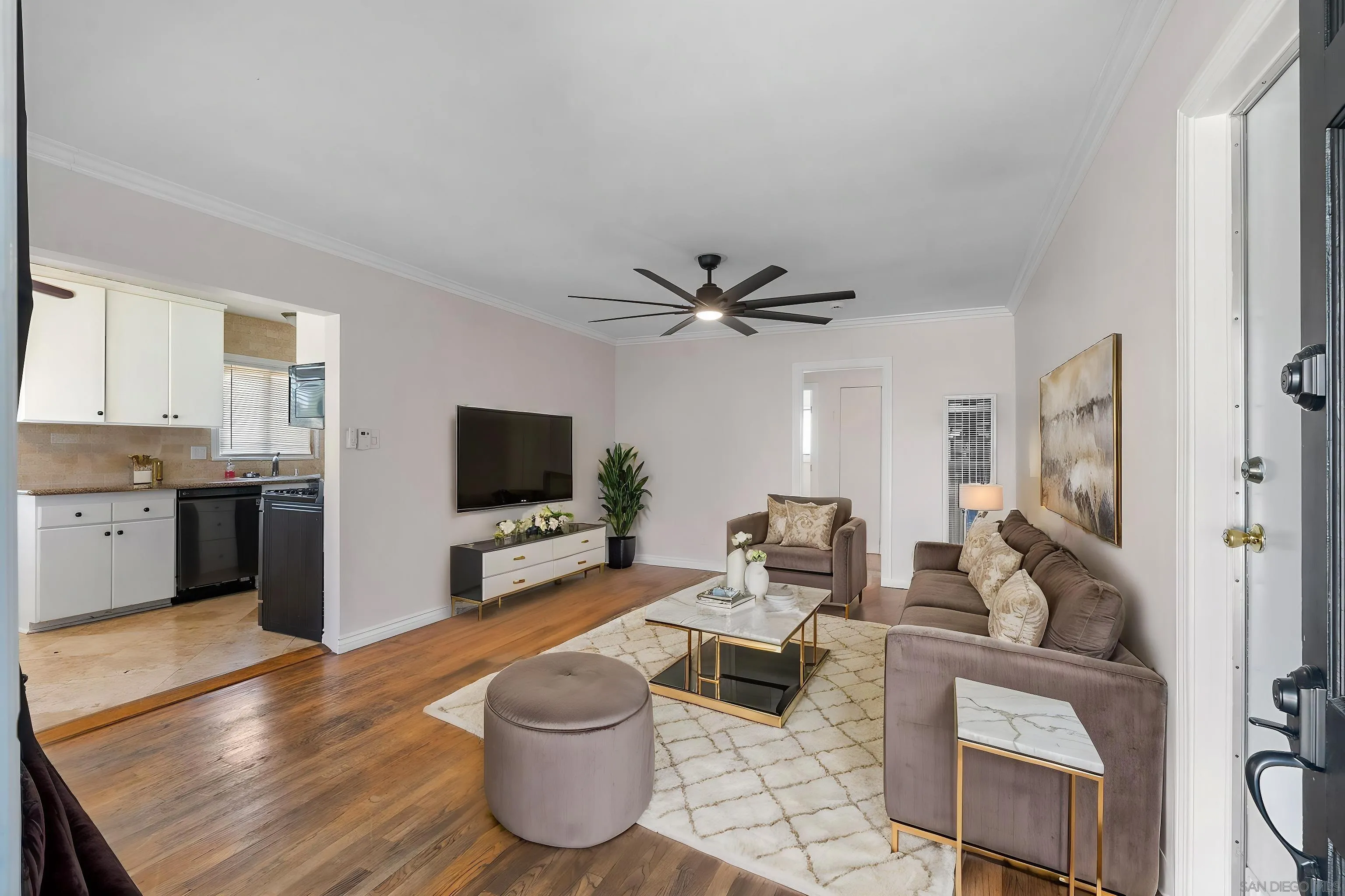 https://cdn.realtyfeed.com/cdn/127/250029432/44f7be0c0ff34cf0f6a7965678082cb2.webp
