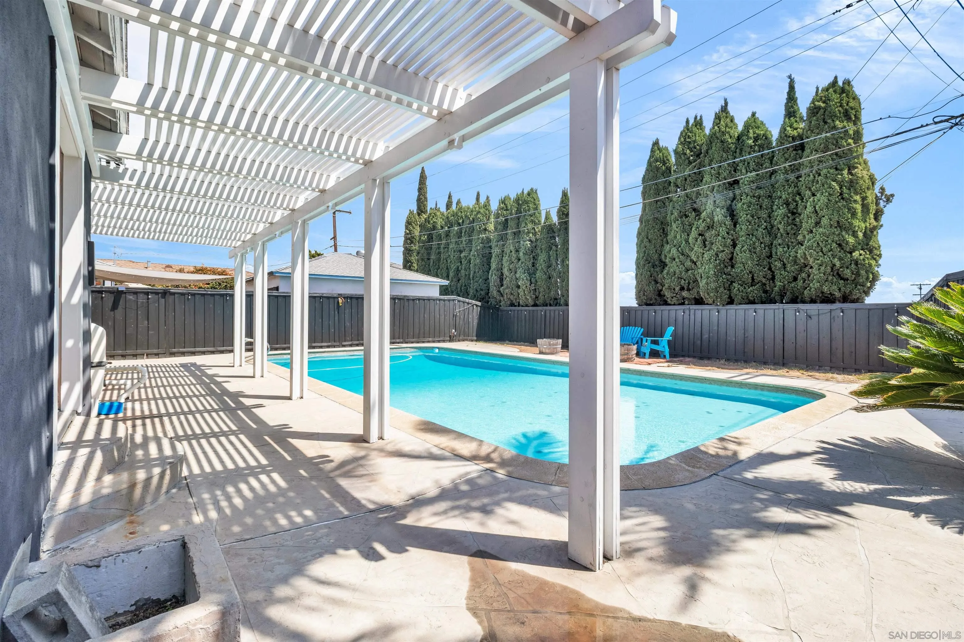 https://cdn.realtyfeed.com/cdn/127/250029432/cd7ca47e73e11f08307fce2383dea582.webp