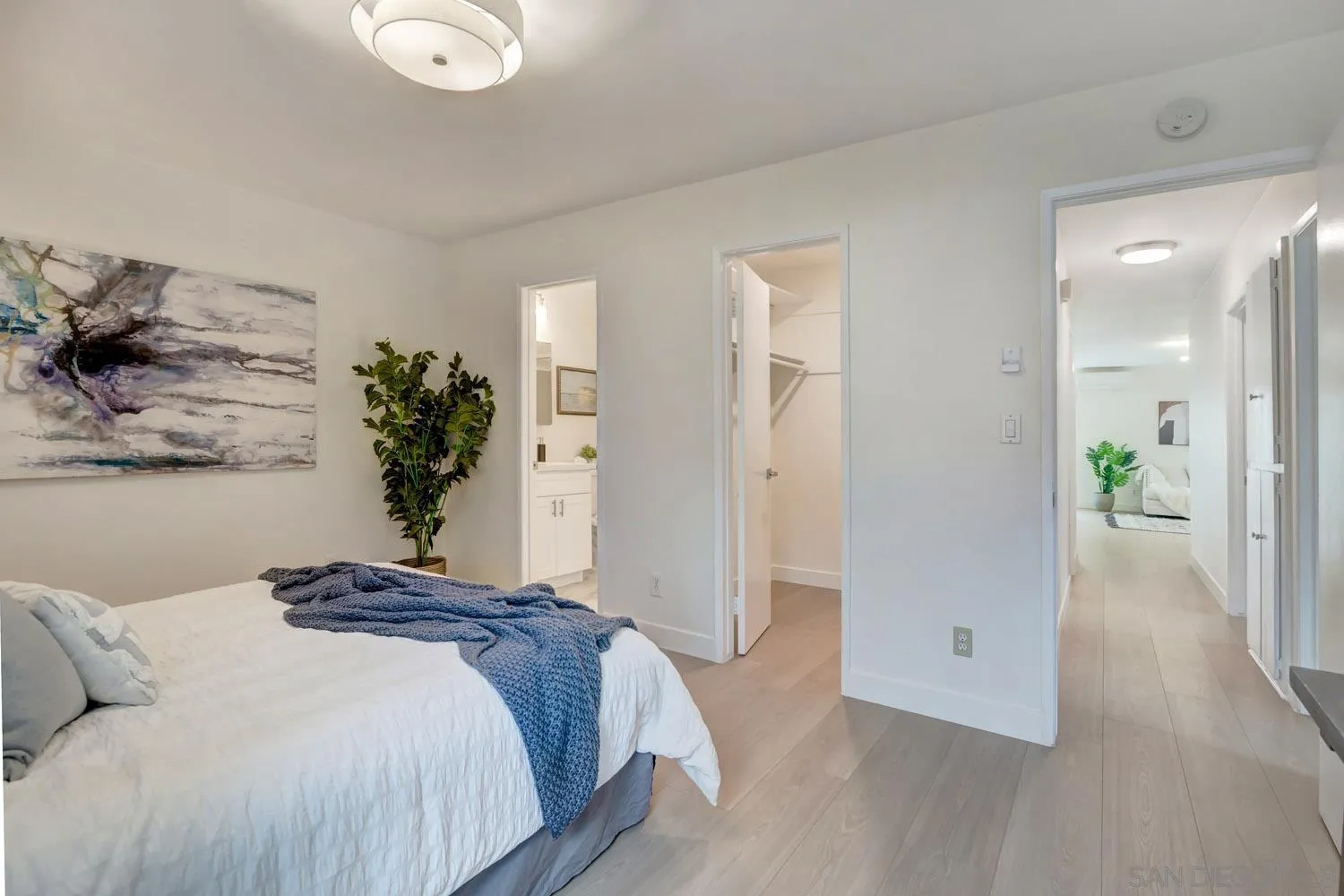https://cdn.realtyfeed.com/cdn/127/250029434/6c67a21162ccb2eb80706c9bae85c5b0.webp