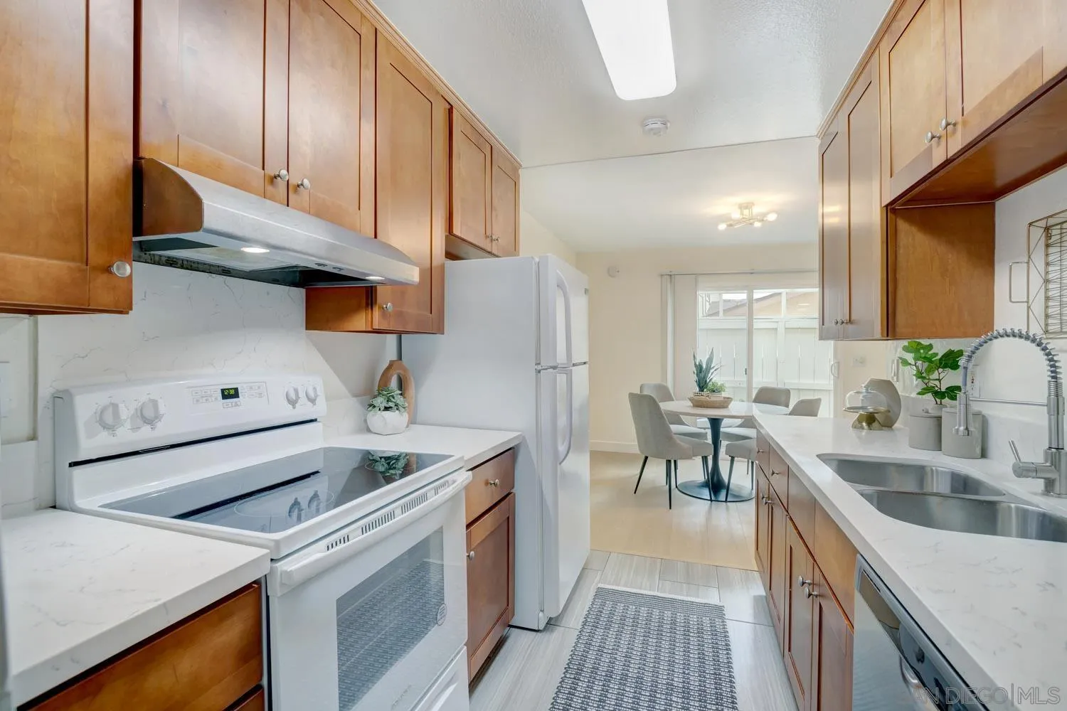 https://cdn.realtyfeed.com/cdn/127/250029434/95623743135d1b8ab23a1e43c82952b1.webp