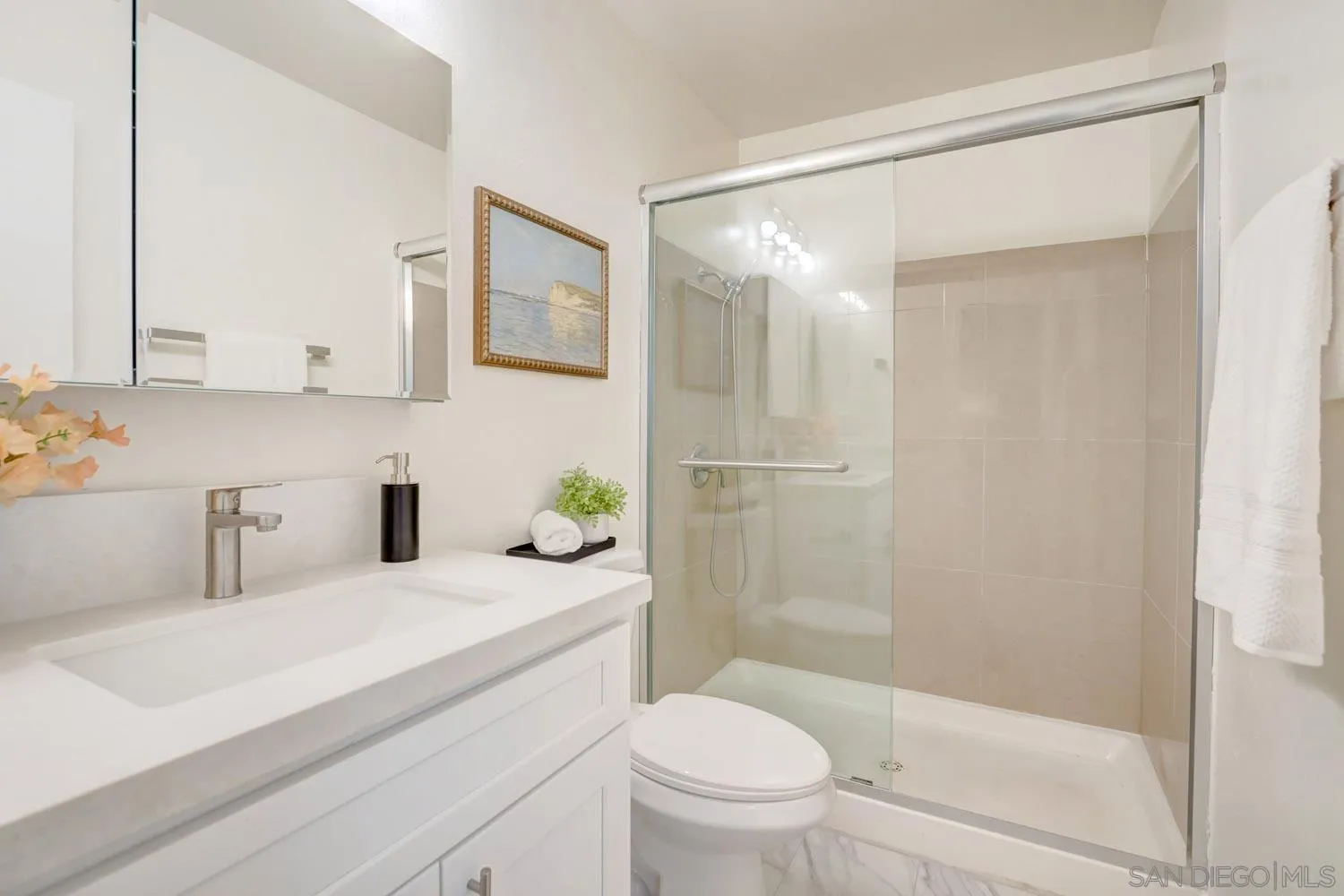https://cdn.realtyfeed.com/cdn/127/250029434/d0e4231ef590167a4b99e6ca57d2a64f.webp
