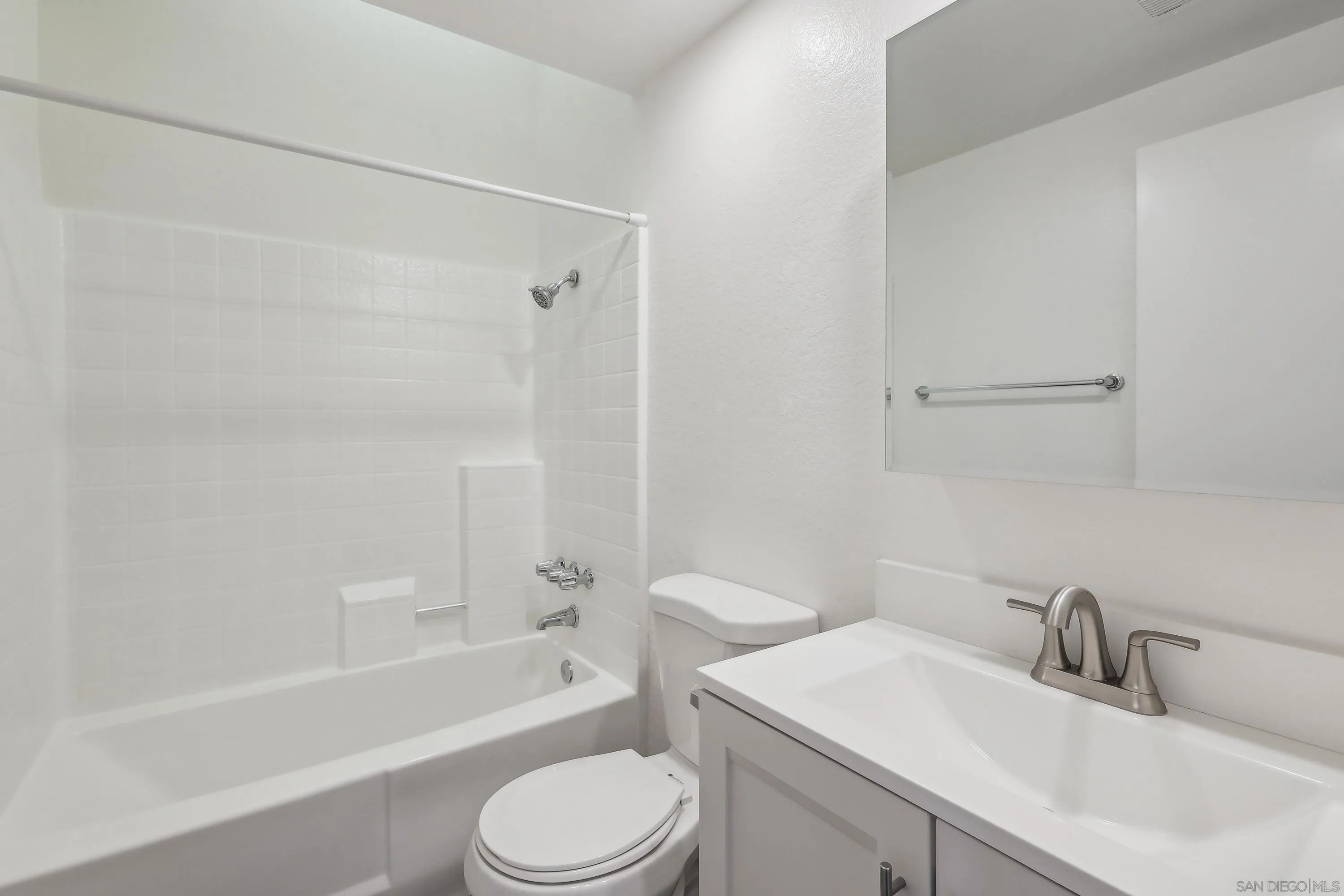 Photo #16: 250029452 Listing: Photo #16